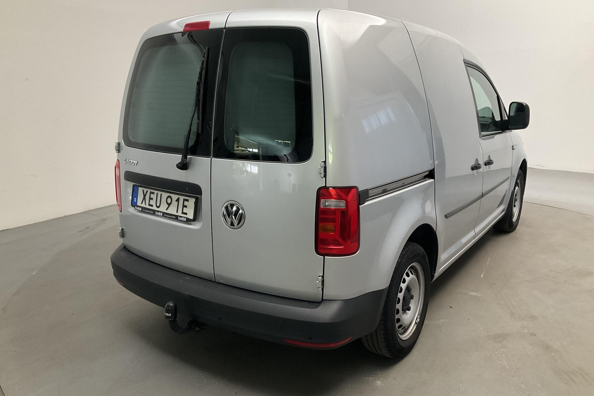 VW Caddy 2.0 TDI Skåp (102hk) - 75 260 km - Automatic - silver - 2019