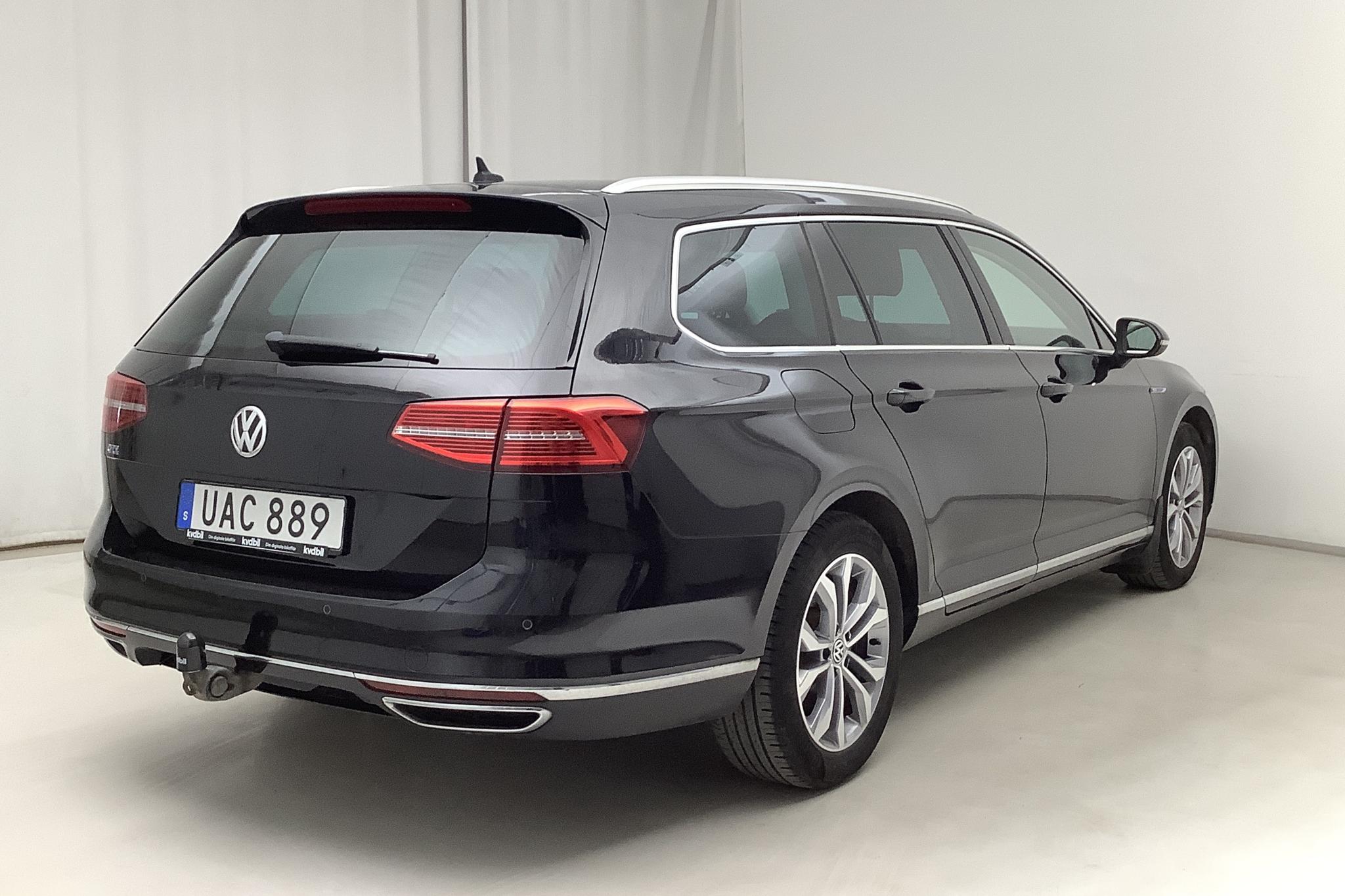 VW Passat 1.4 Plug-in-Hybrid Sportscombi (218hk) - 114 930 km - Automatic - black - 2016