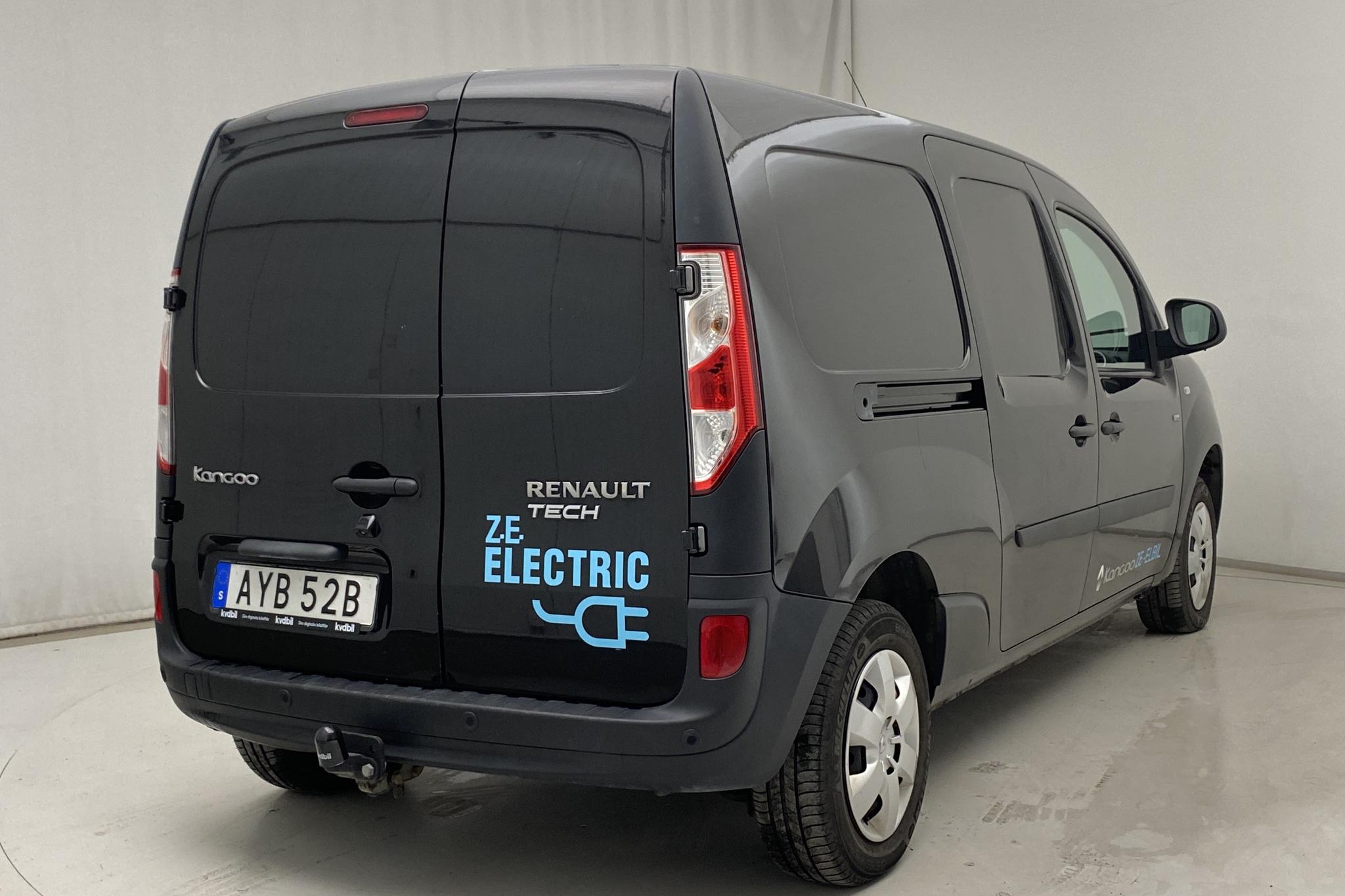 Renault Kangoo Z.E Power Plus 33 kWh Maxi Skåp (60hk) - 5 257 mil - Automat - svart - 2019