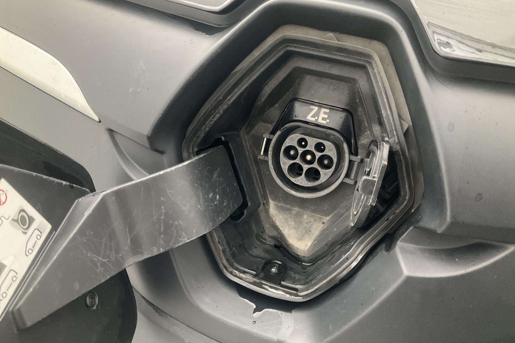 Renault Kangoo Z.E Power Plus 33 kWh Maxi Skåp (60hk) - 4 856 mil - Automat - svart - 2019