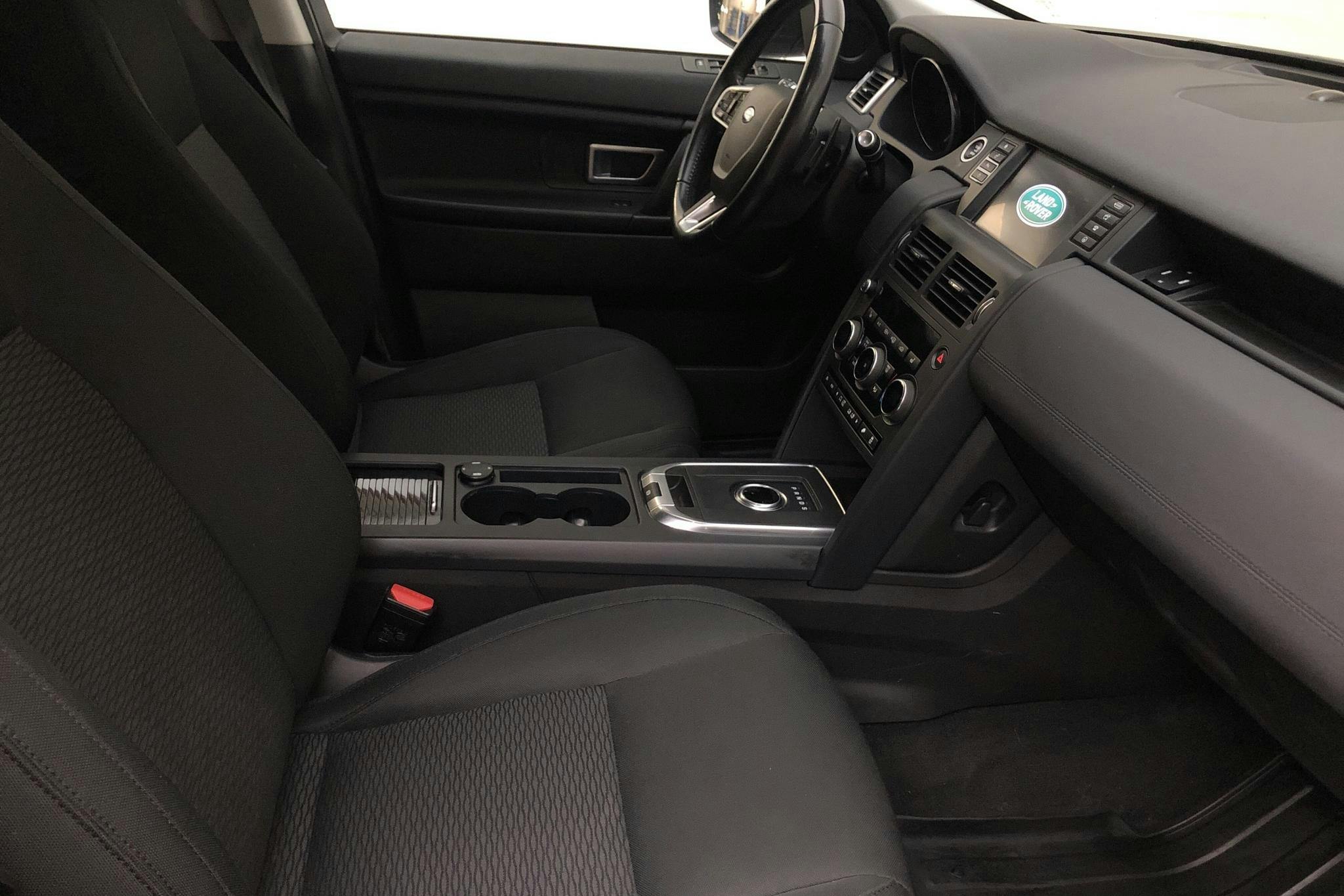 Land Rover Discovery Sport 2.0 TD4 AWD (180hk) - 101 650 km - Automatic - gray - 2017