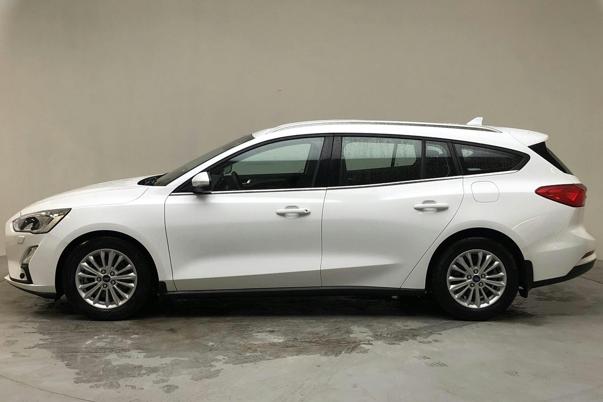 Ford Focus 1.5 TDCi Kombi (120hk) - 52 900 km - Manual - white - 2019