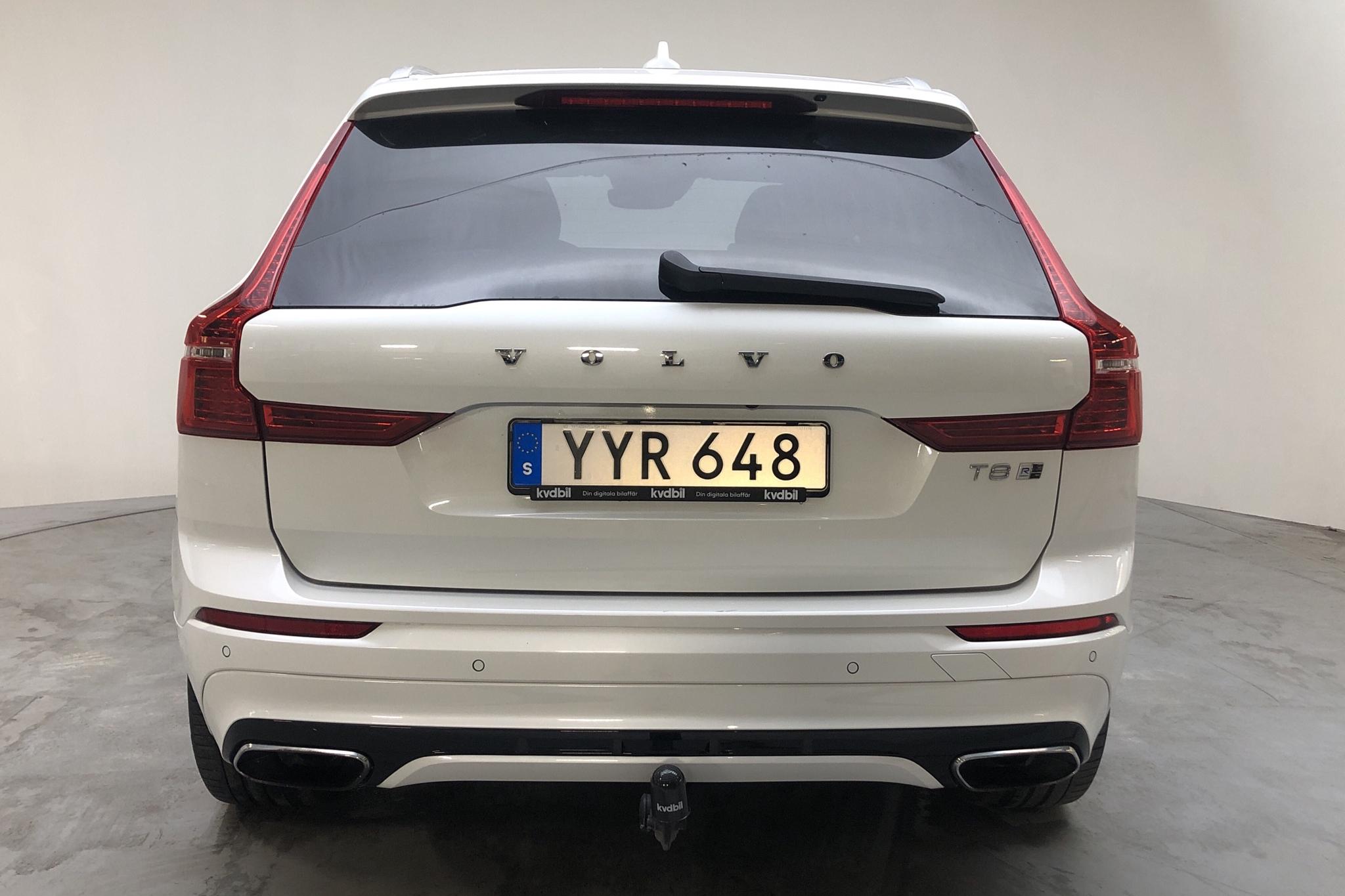 Volvo XC60 T8 AWD Twin Engine (407hk) - 104 820 km - Automatic - white - 2018