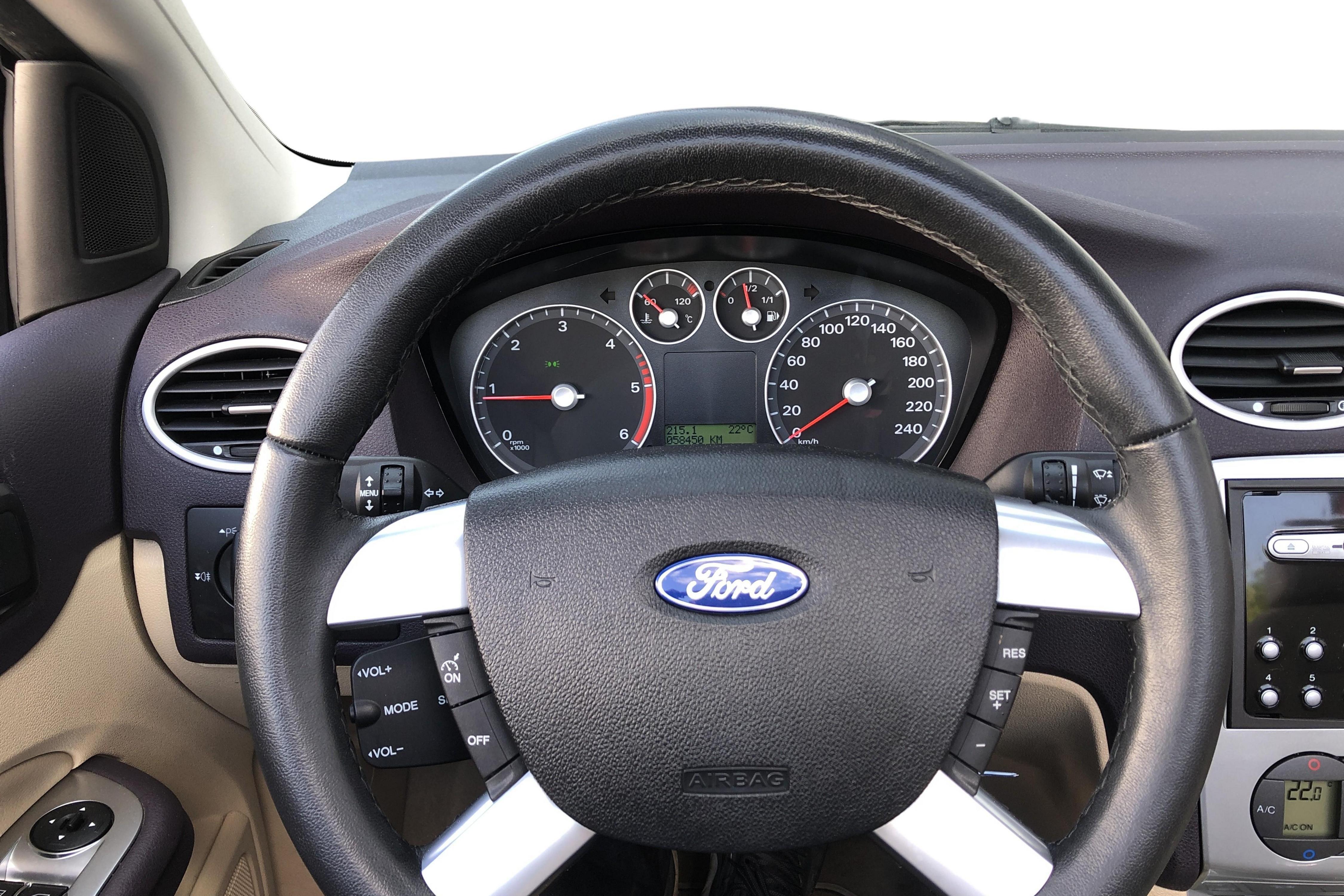 Ford Focus 2.0 TDCi CC (136hk) - 58 450 km - Manual - gray - 2007