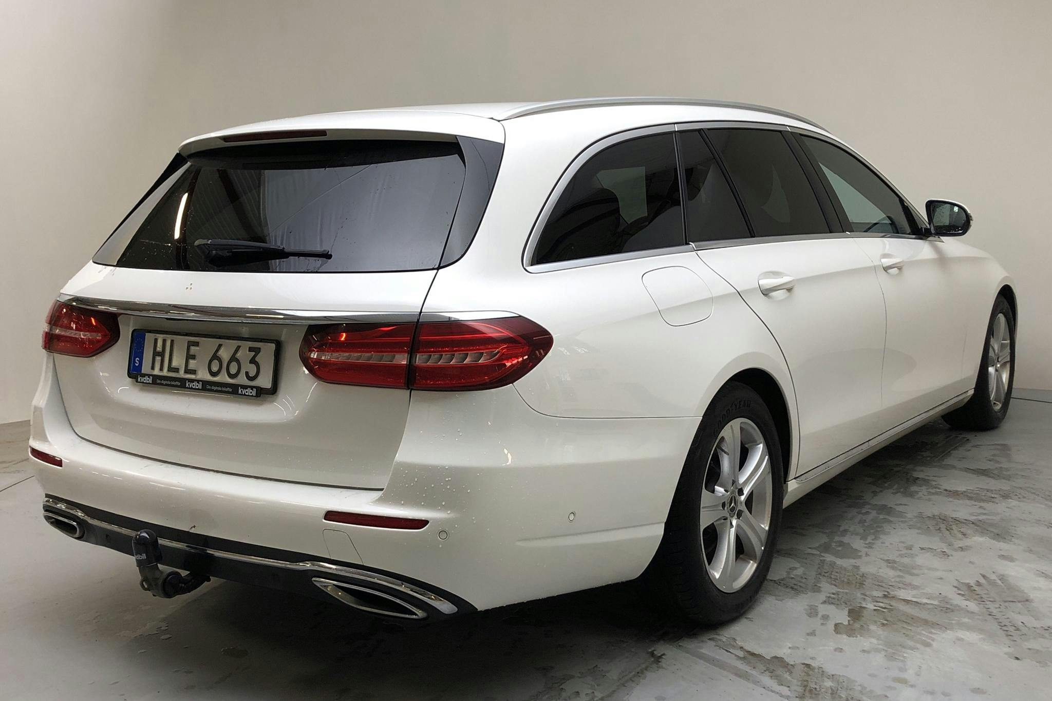 Mercedes E 220 d Kombi S213 (194hk) - 19 542 mil - Automat - vit - 2017