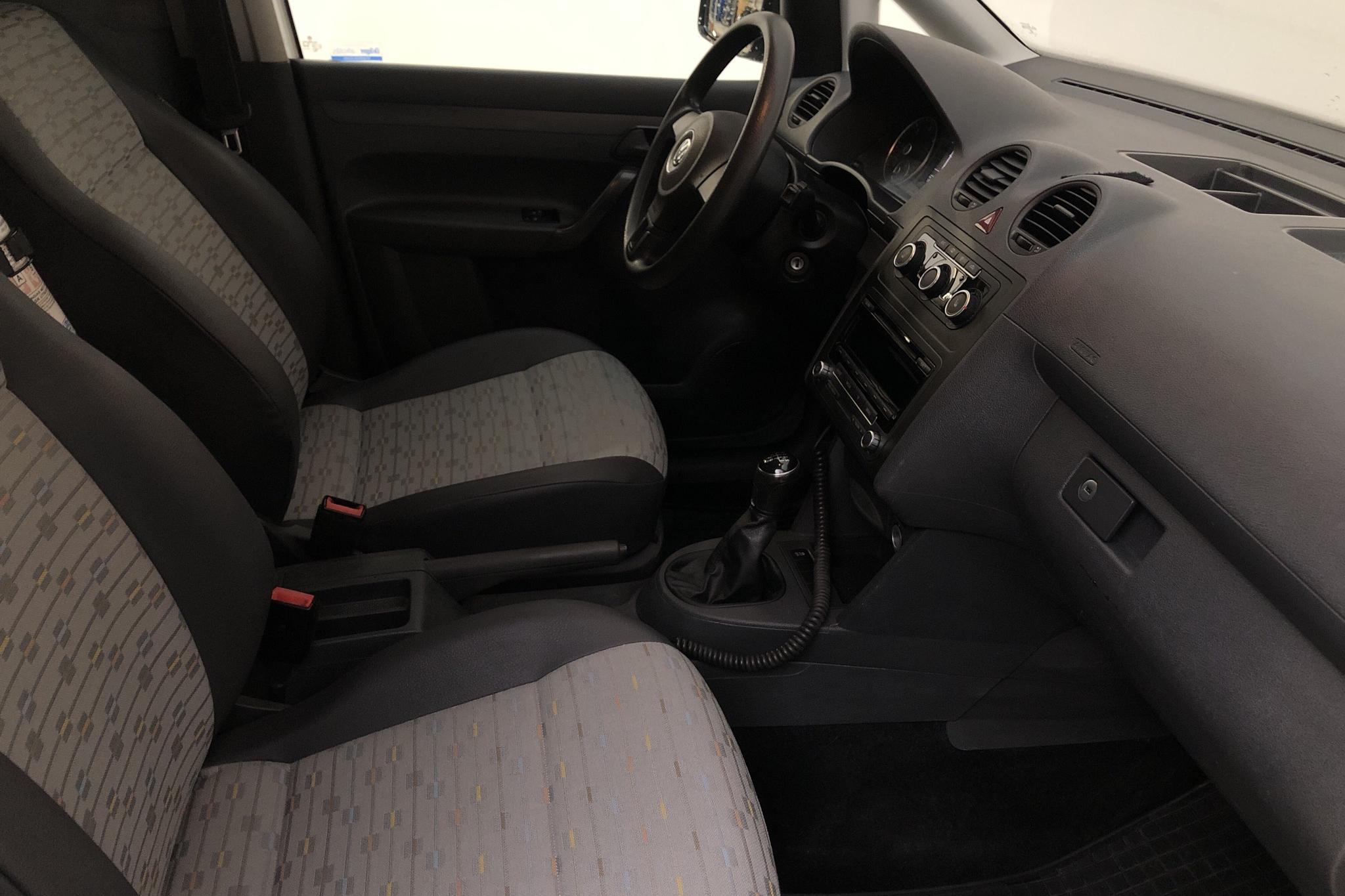 VW Caddy 1.6 TDI Maxi Skåp (102hk) - 14 934 mil - Manuell - vit - 2014