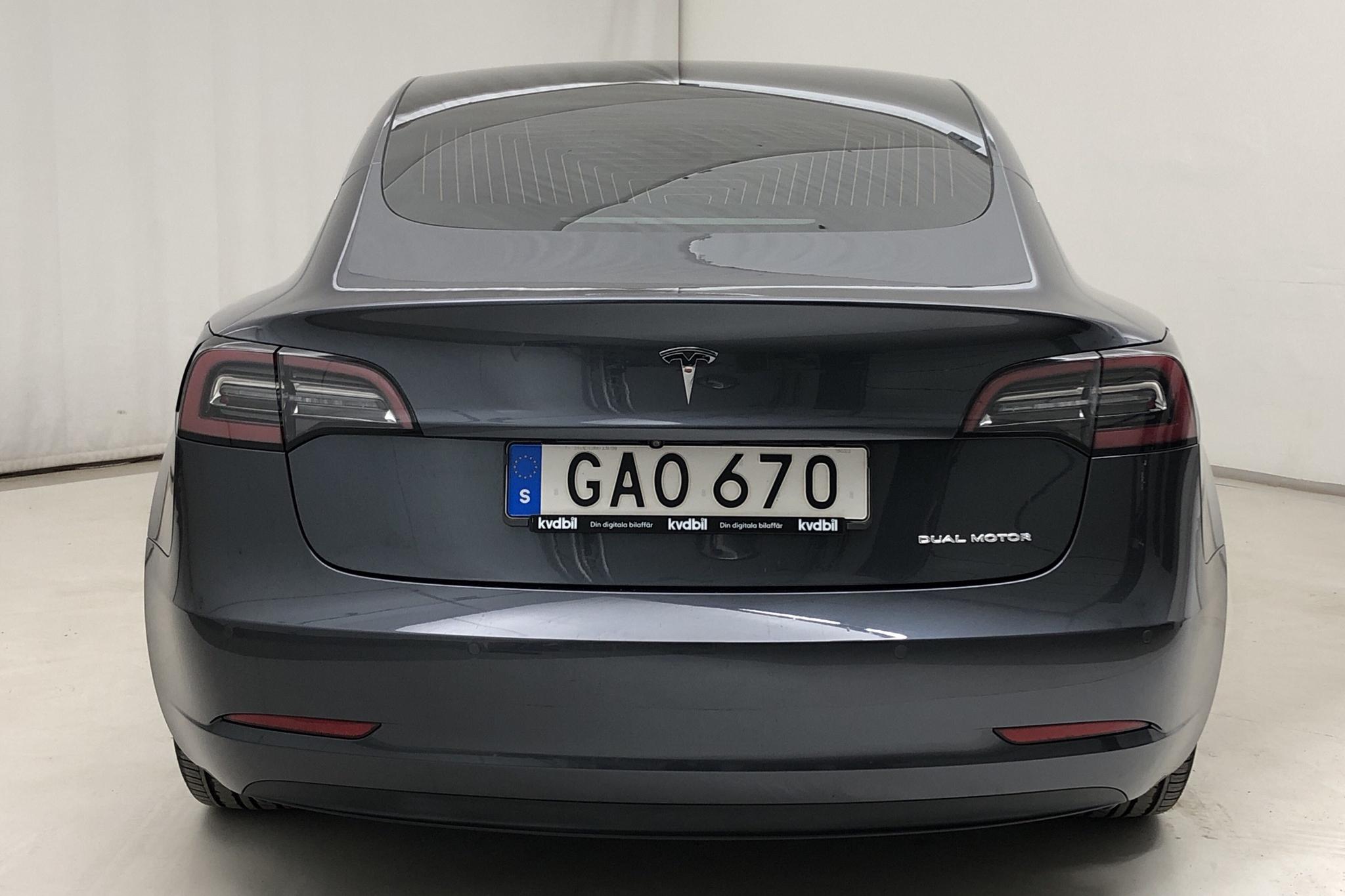 Tesla Model 3 Long Range Dual Motor AWD - 163 190 km - Automatic - gray - 2019