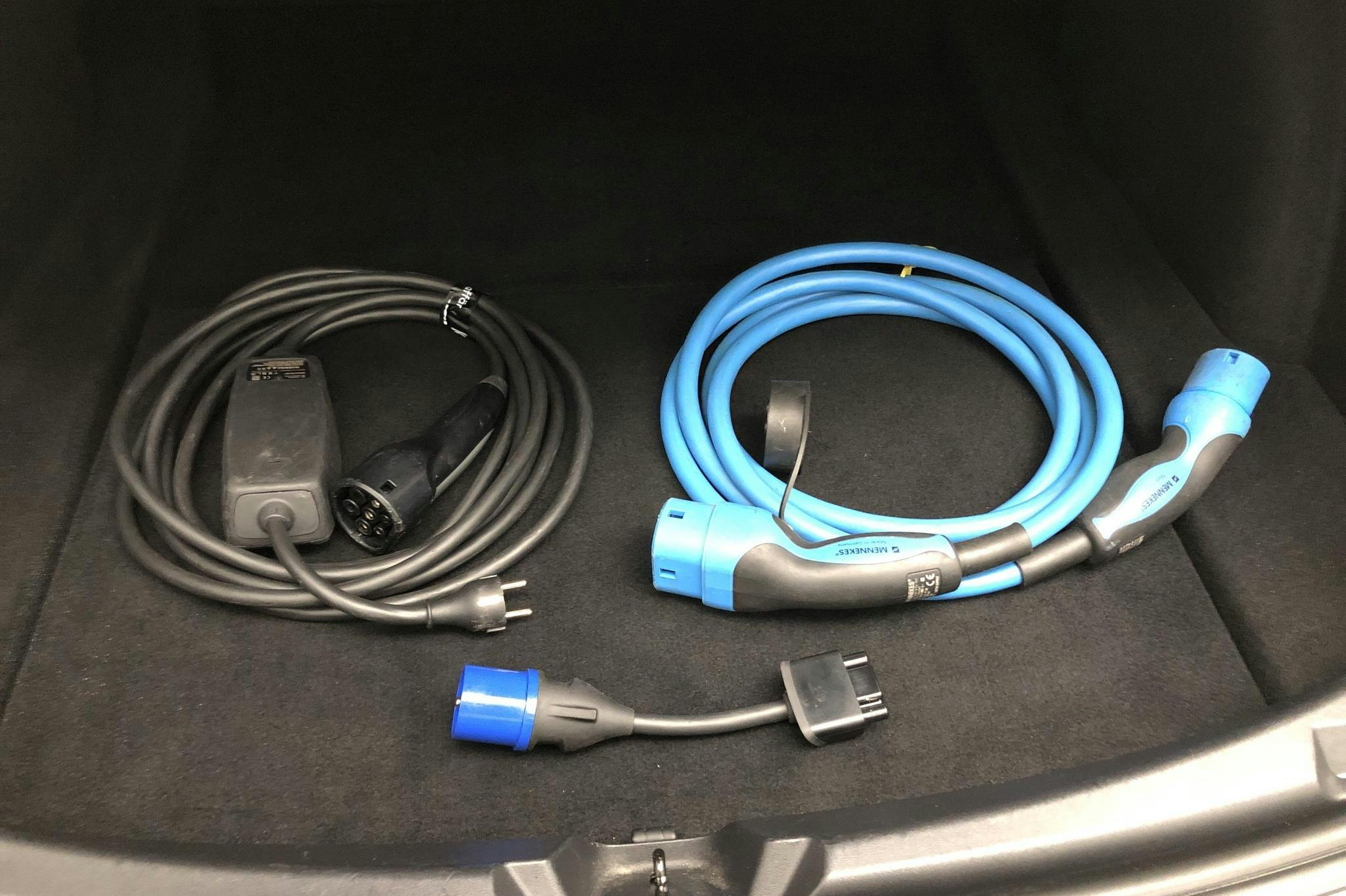 Tesla Model 3 Long Range Dual Motor AWD - 16 319 mil - Automat - grå - 2019