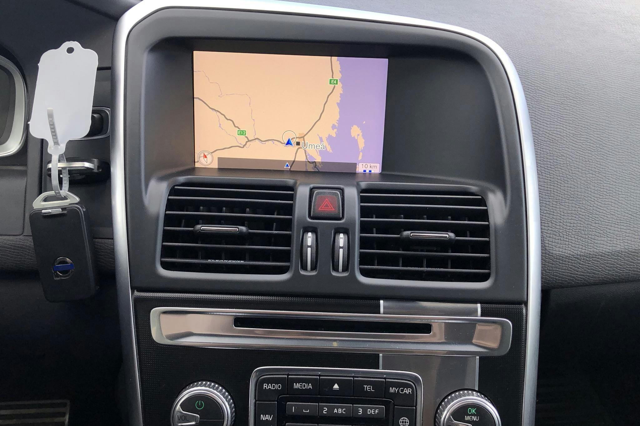 Volvo XC60 D4 AWD (190hk) - 143 740 km - Automatic - gray - 2017