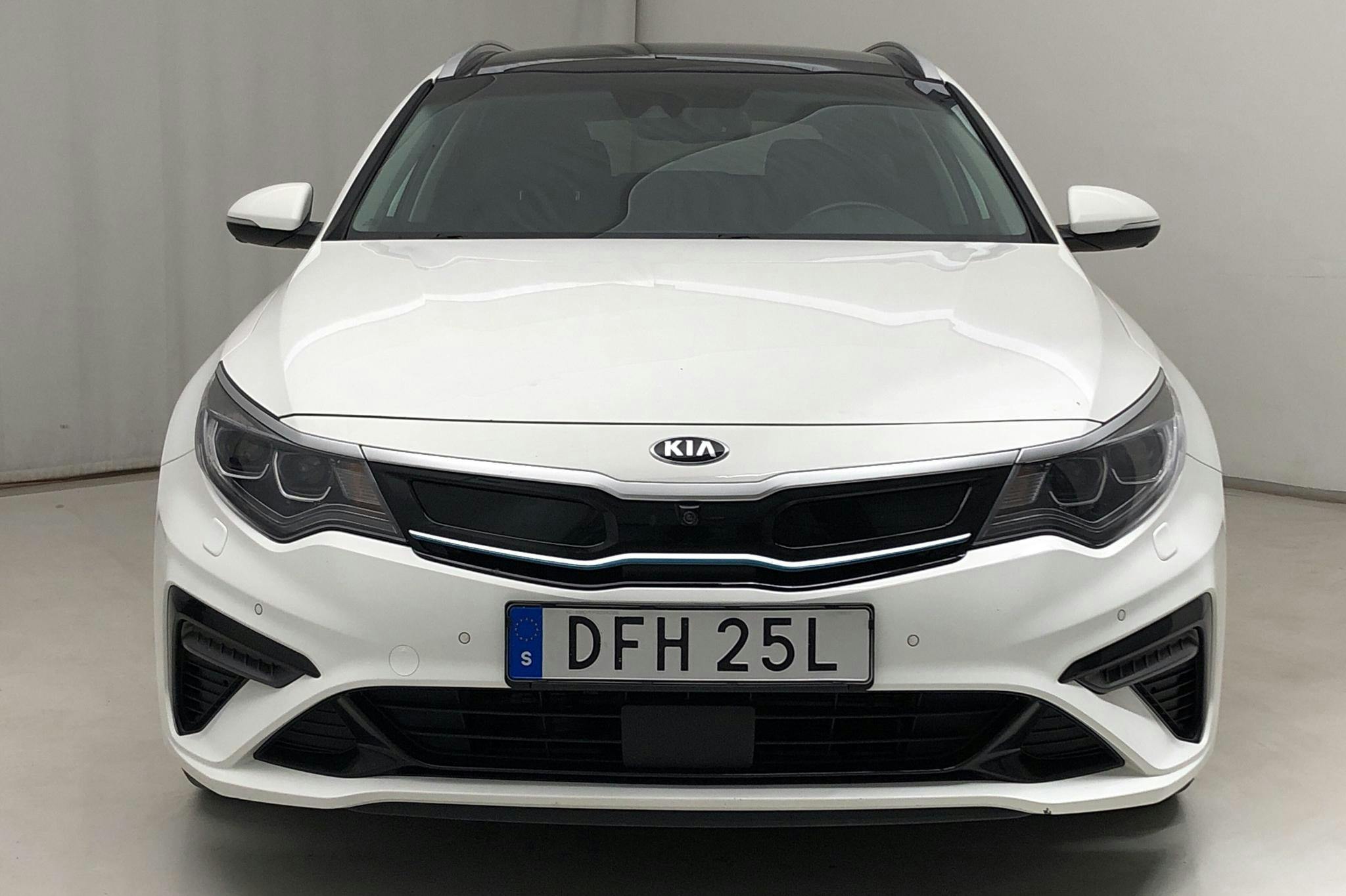 KIA Optima 2.0 GDi Plug-in Hybrid SW (205hk) - 8 673 mil - Automat - vit - 2020