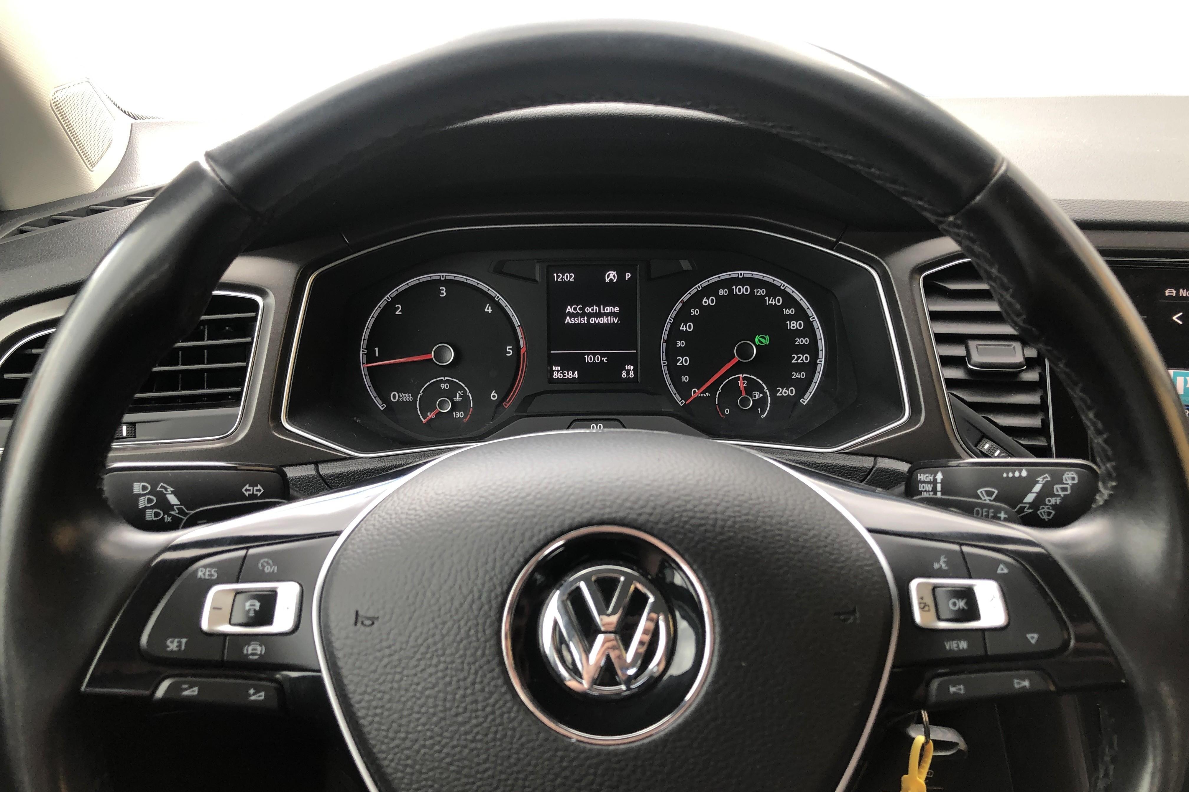 VW T-Roc 2.0 TDI 4MOTION (150hk) - 8 638 mil - Automat - vit - 2019