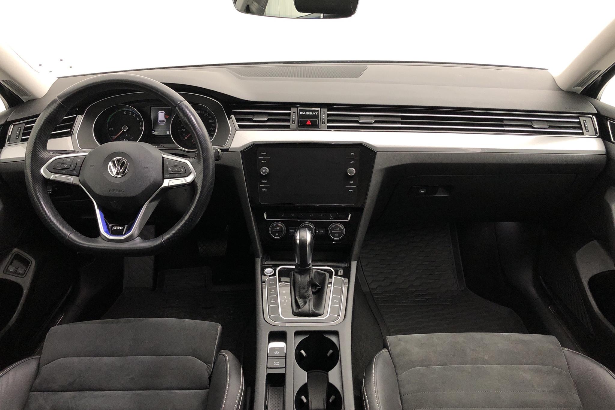 VW Passat 1.4 GTE Sportscombi (218hk) - 60 400 km - Automatic - Dark Grey - 2020