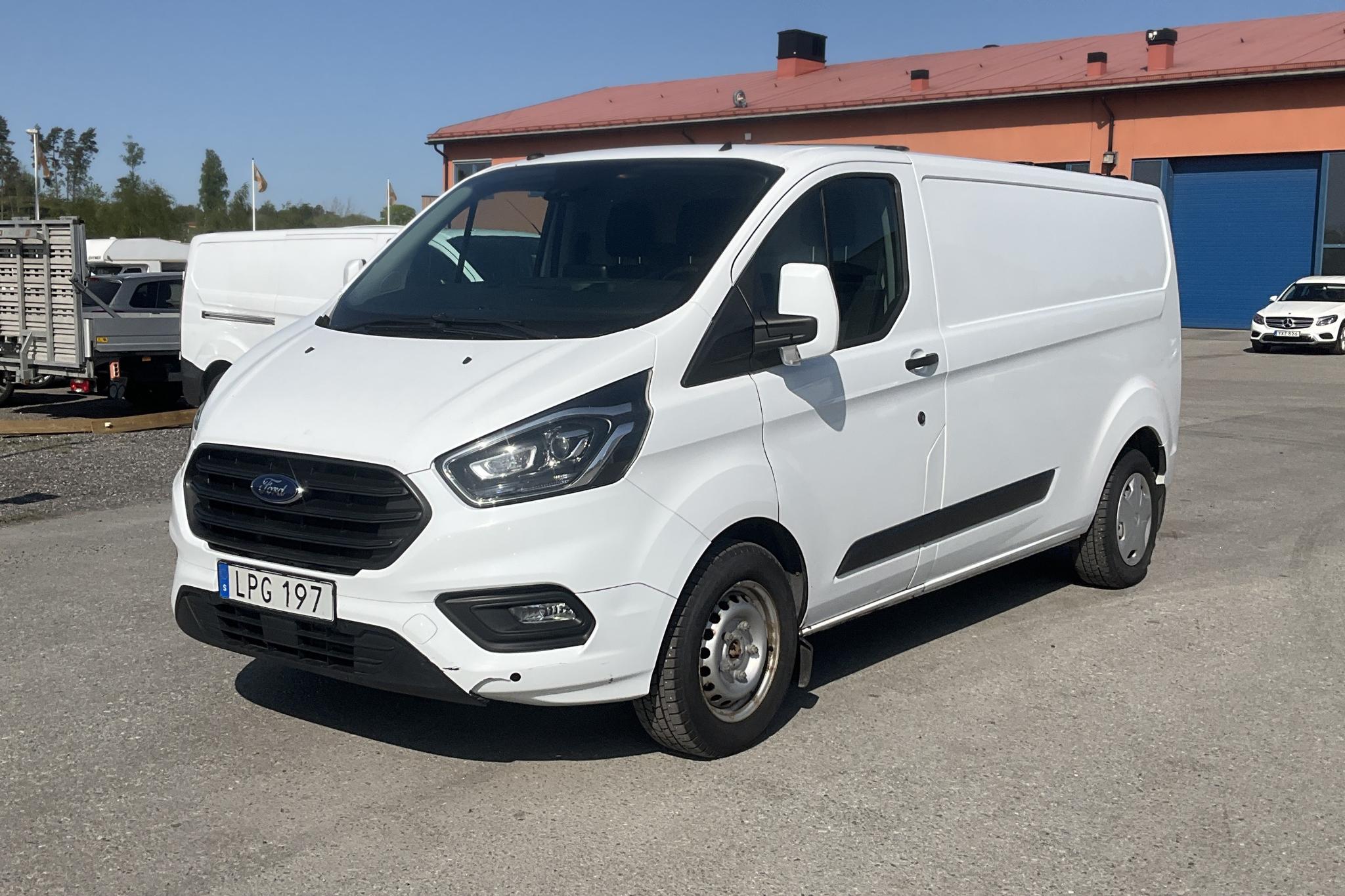 Ford Transit Custom 300 (130hk) - 237 350 km - Automatic - white - 2018