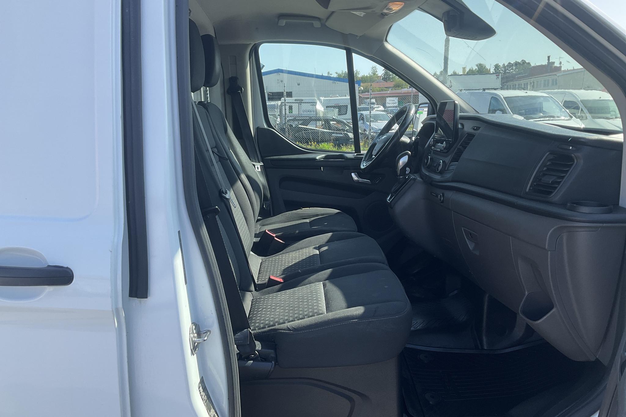 Ford Transit Custom 300 (130hk) - 237 350 km - Automatic - white - 2018