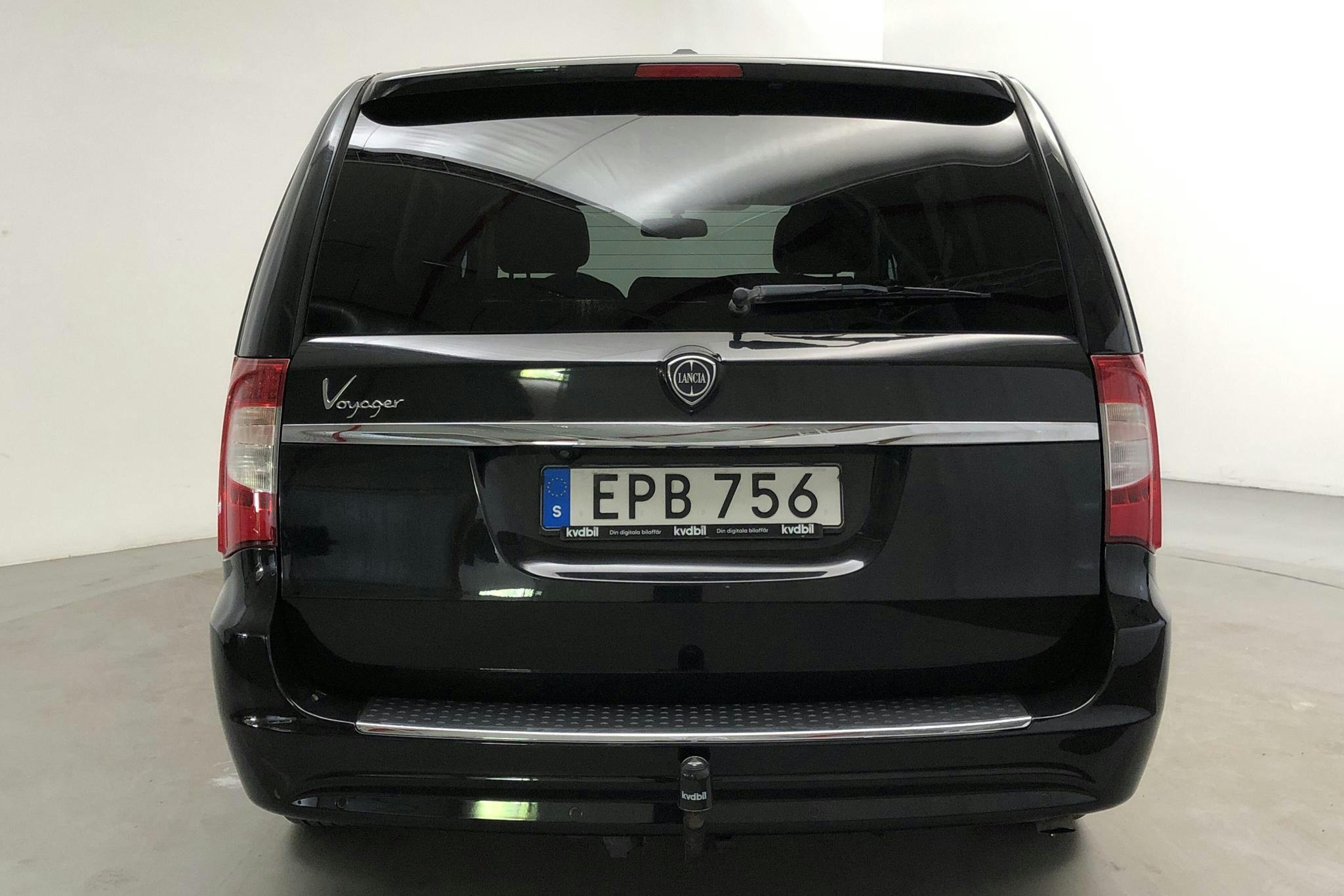 Lancia Voyager 2.8 Multi-Jet (178hk) - 122 700 km - Automatic - black - 2015