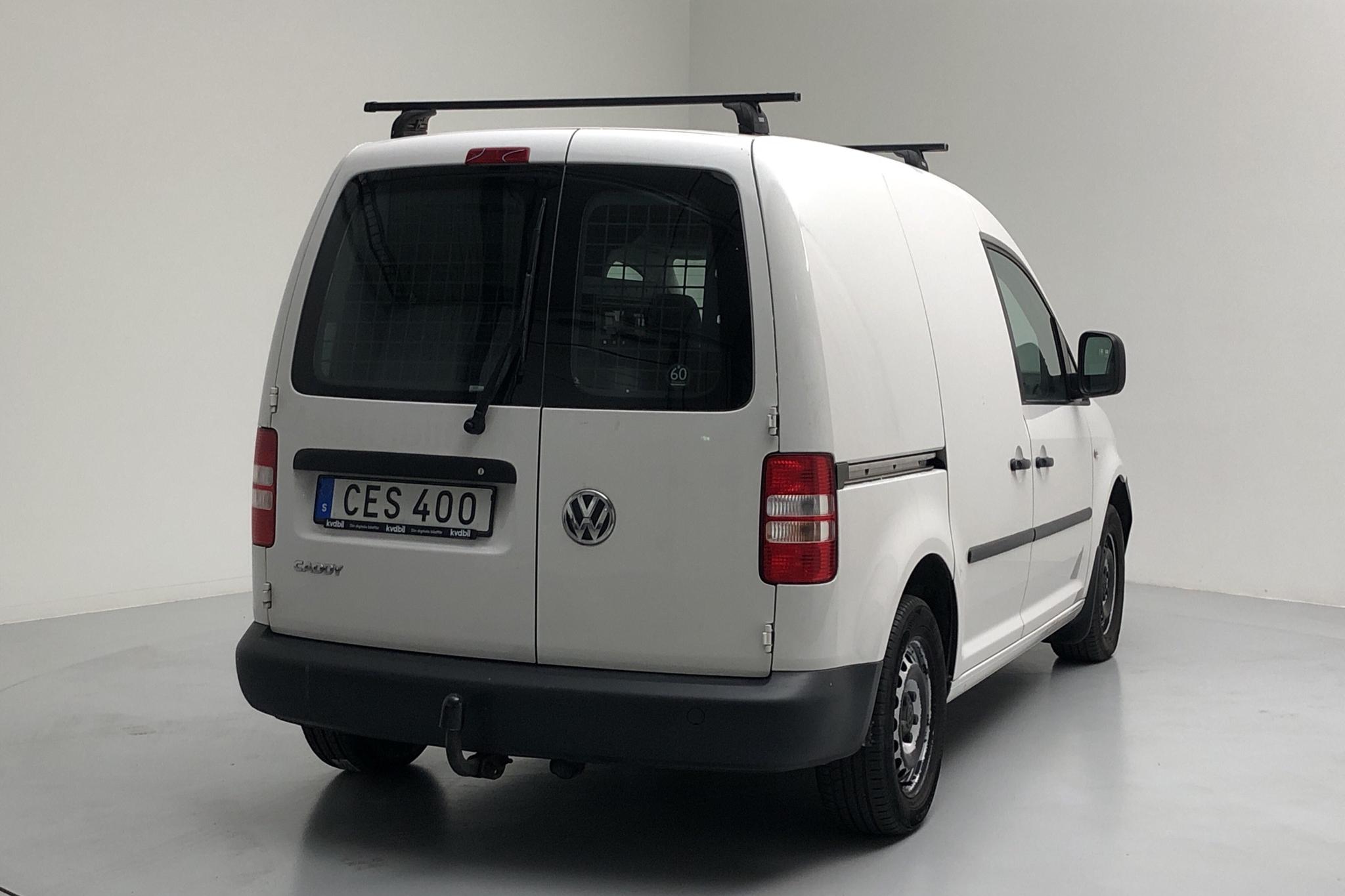 VW Caddy 1.6 TDI Skåp (102hk) - 8 661 mil - Manuell - vit - 2015