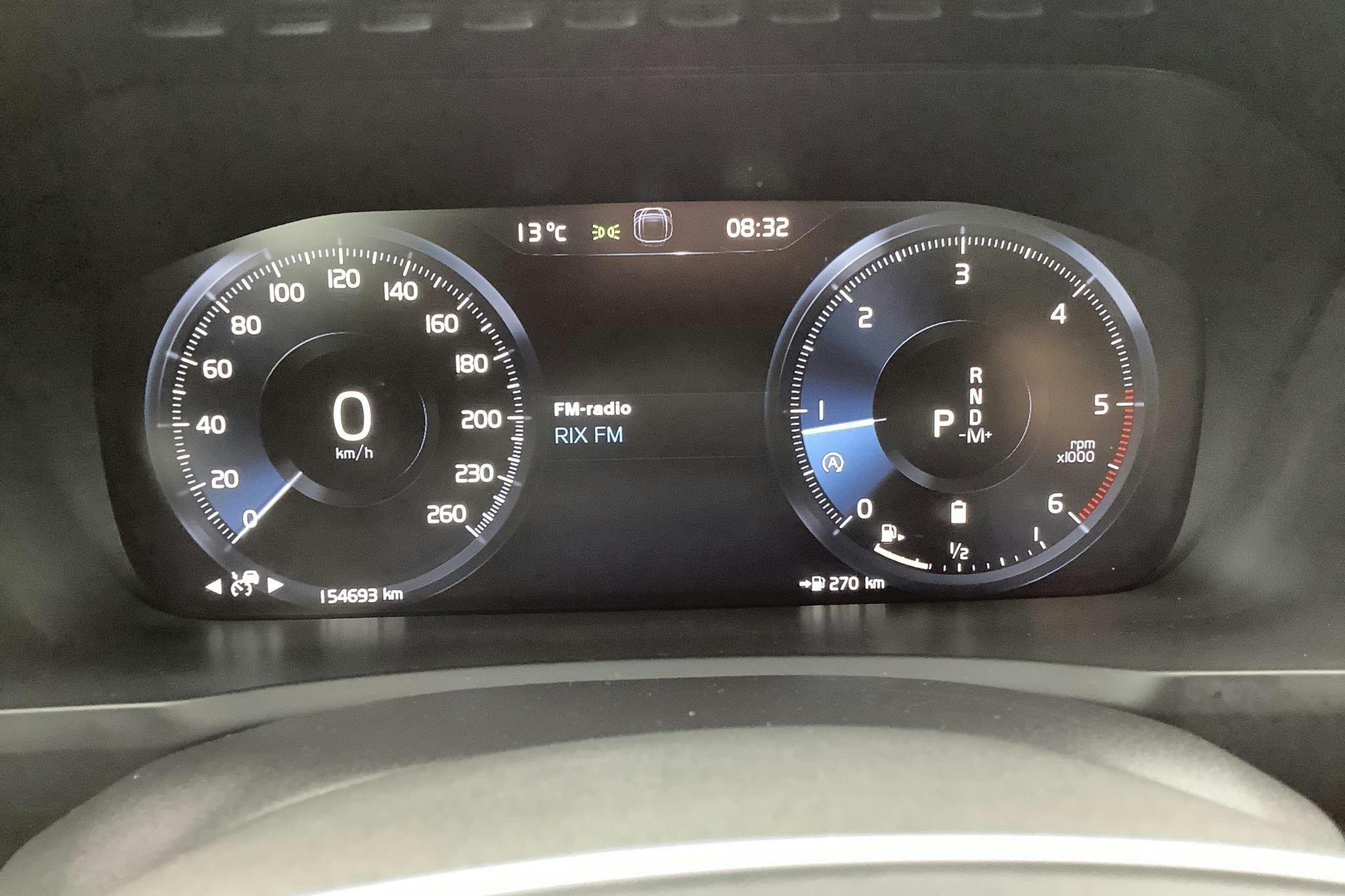 Volvo XC90 B5 Mildhybrid, Diesel AWD (235hk) - 15 470 mil - Automat - grå - 2020