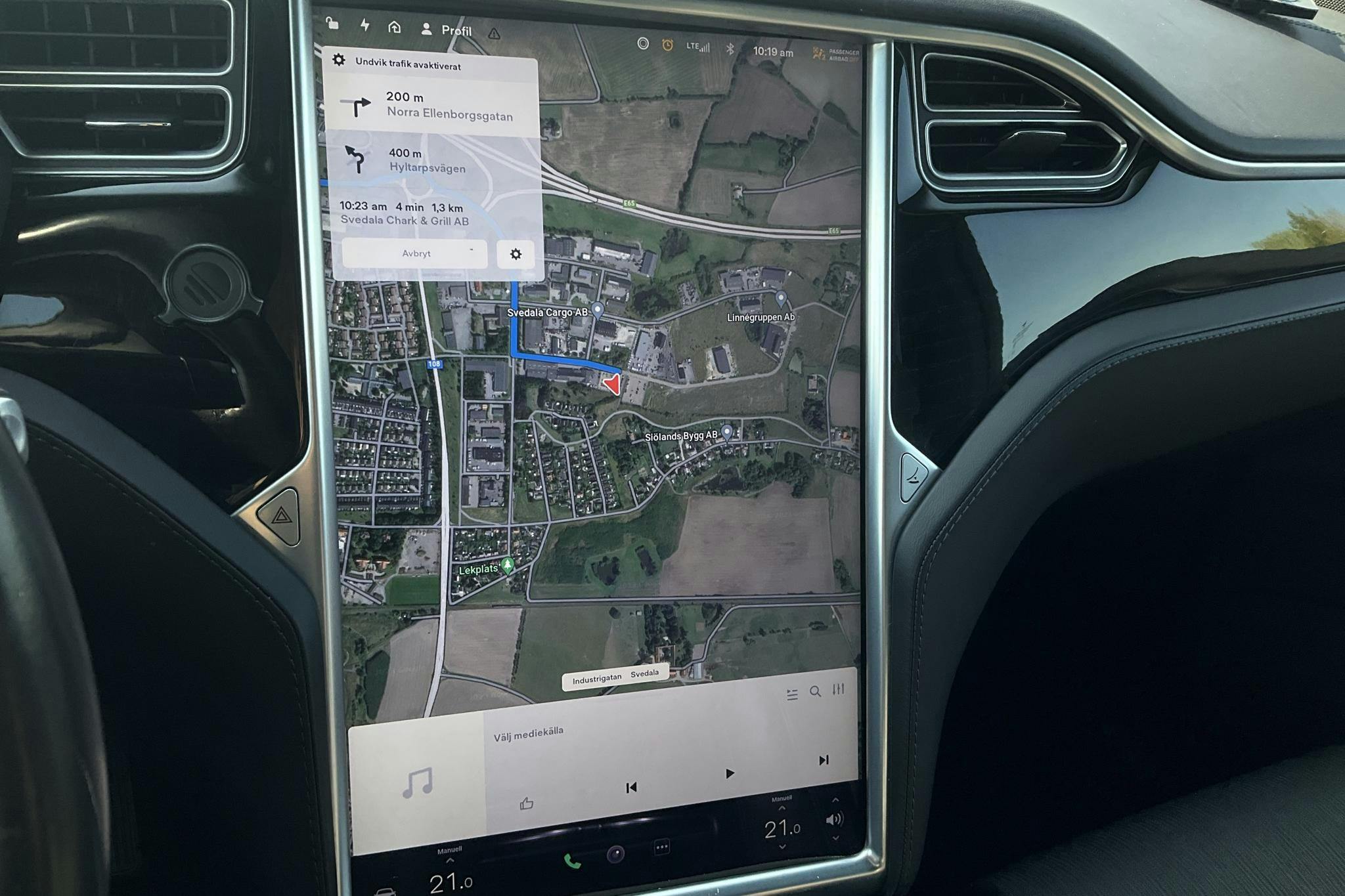 Tesla Model X 75D - 140 850 km - Automatic - blue - 2017