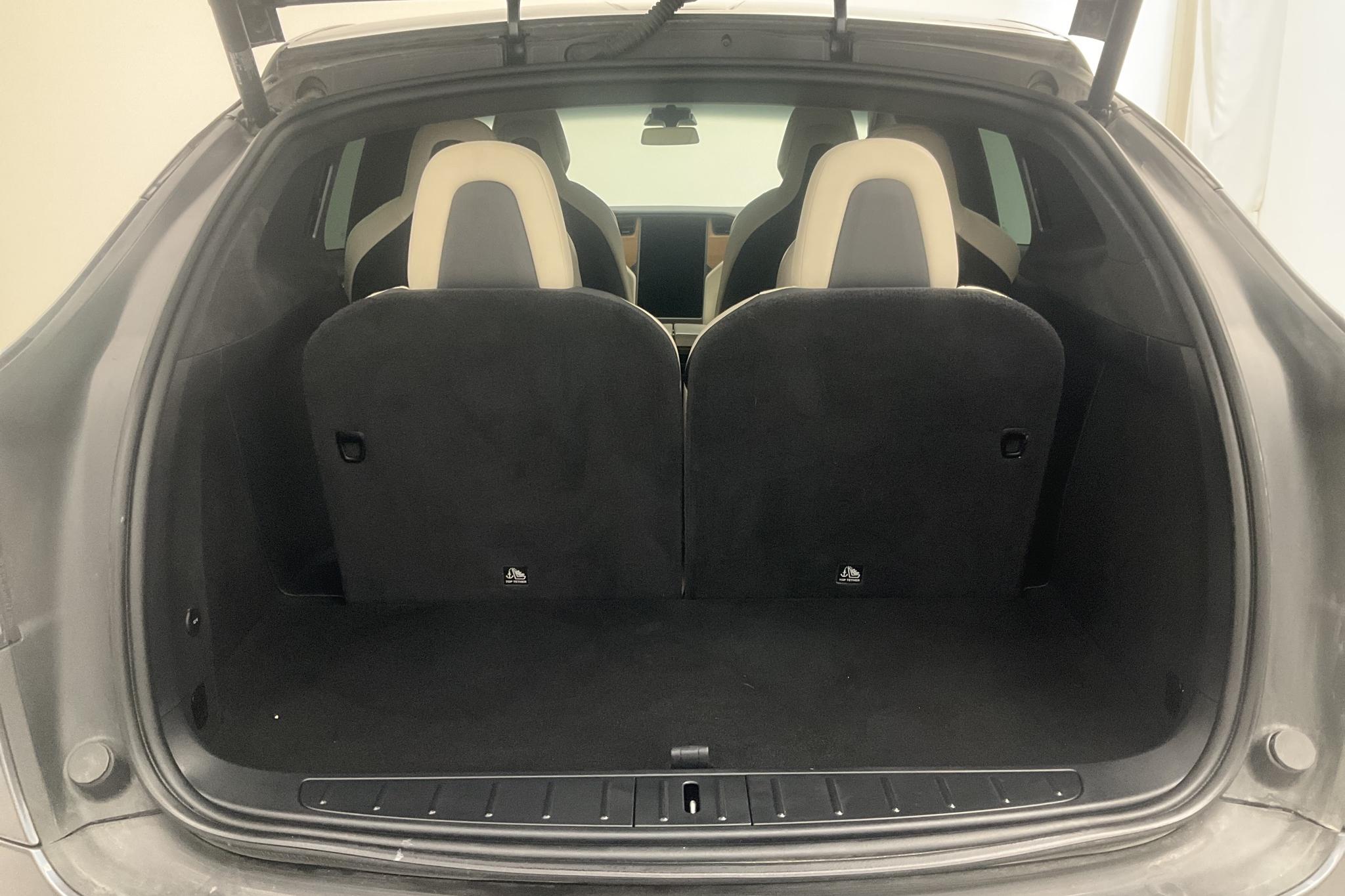Tesla MODEL X Long Range AWD - 11 884 mil - Automat - grå - 2019