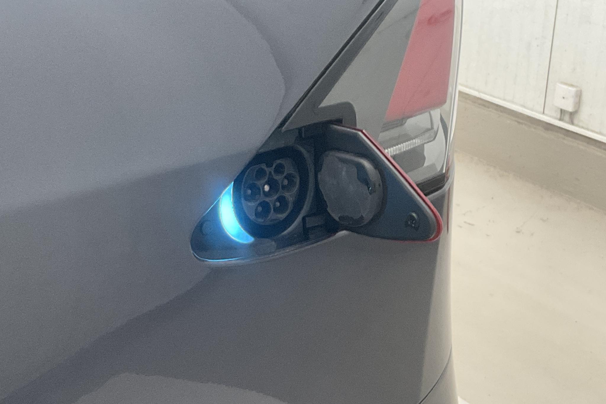 Tesla MODEL X Long Range AWD - 118 840 km - Automatic - gray - 2019