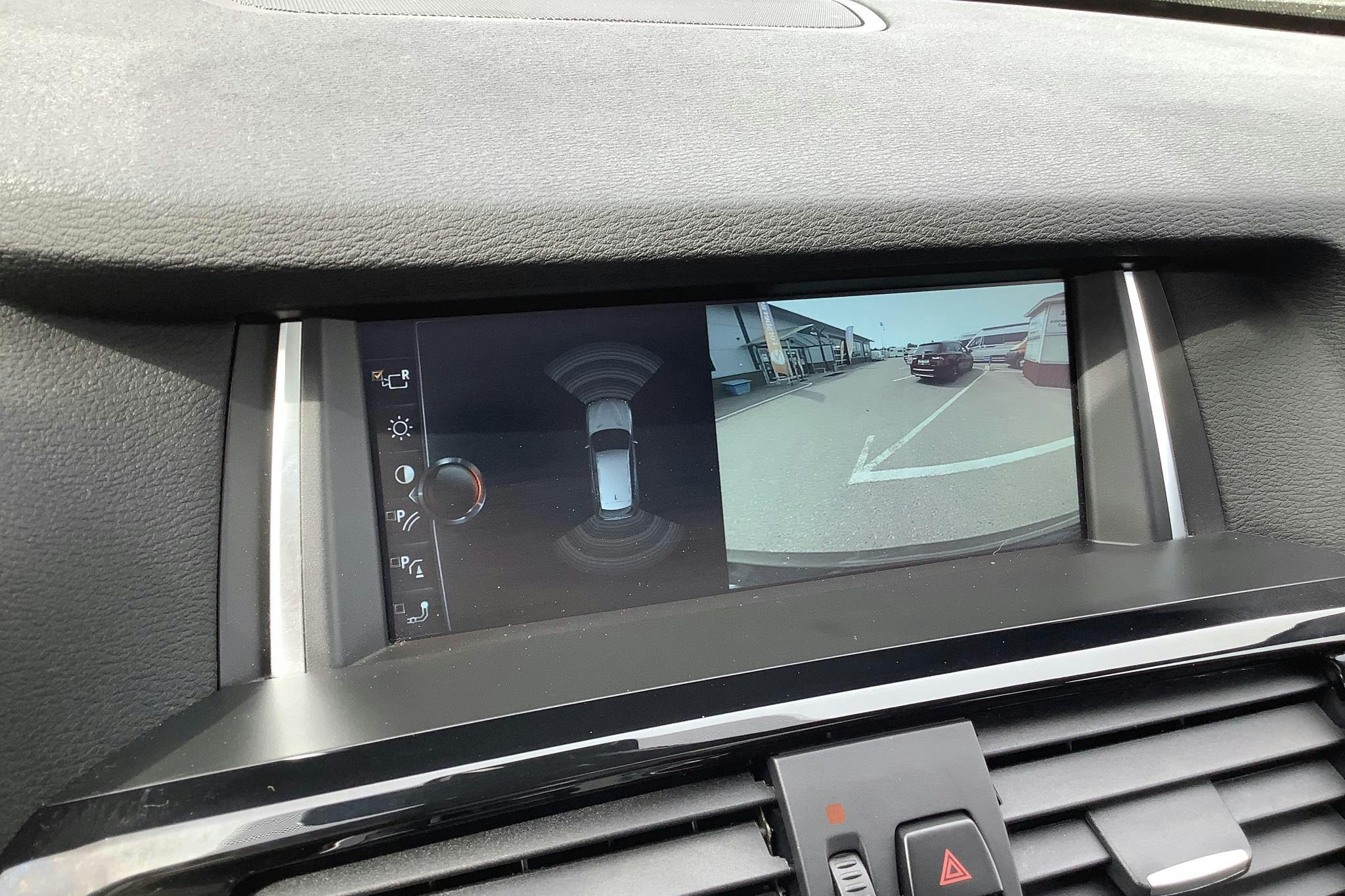 BMW X3 xDrive30d, F25 (258hk) - 10 982 mil - Automat - svart - 2017