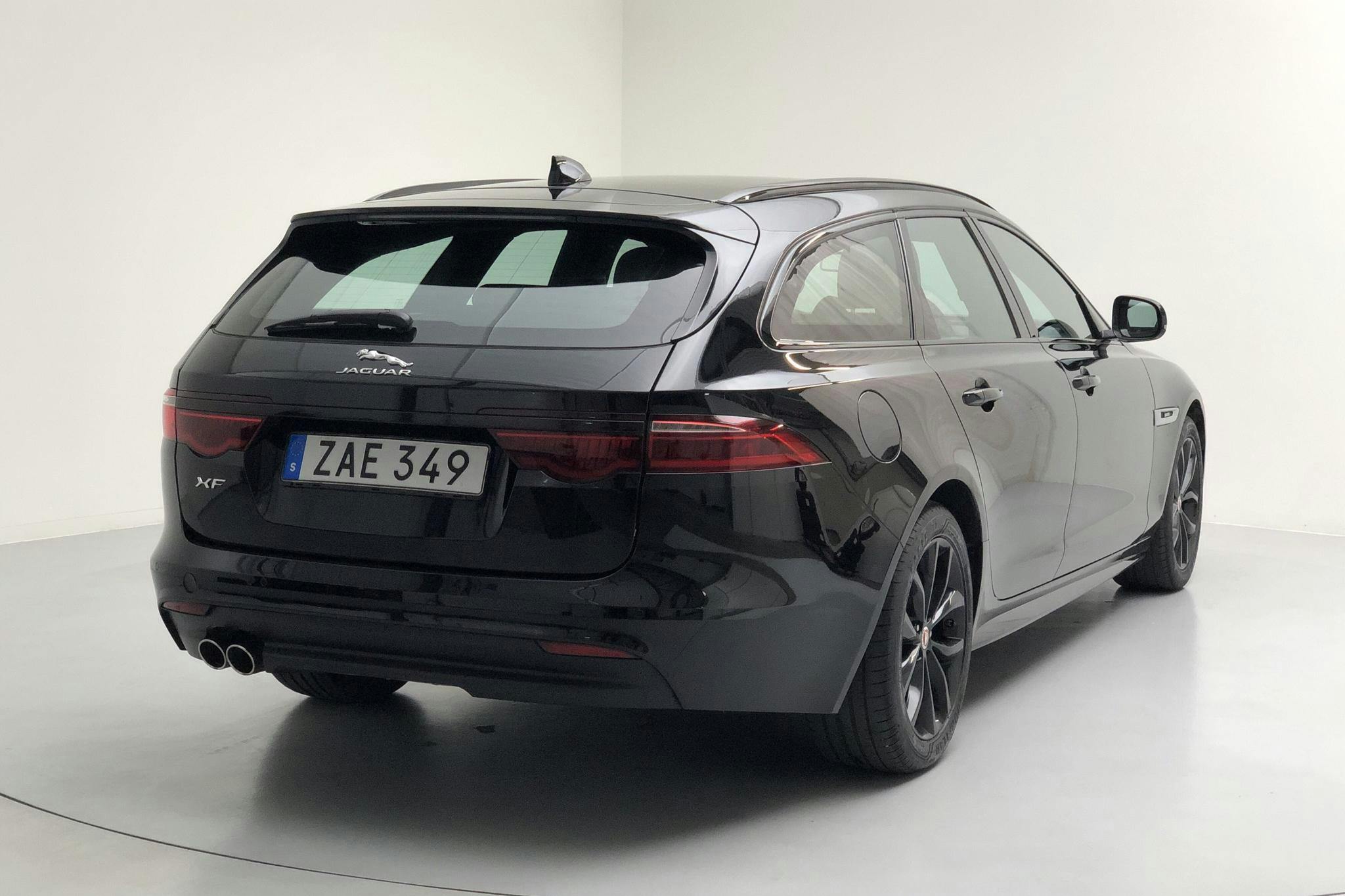 Jaguar XF 2.0D Sportbrake RWD (180hk) - 55 220 km - Automatic - black - 2018