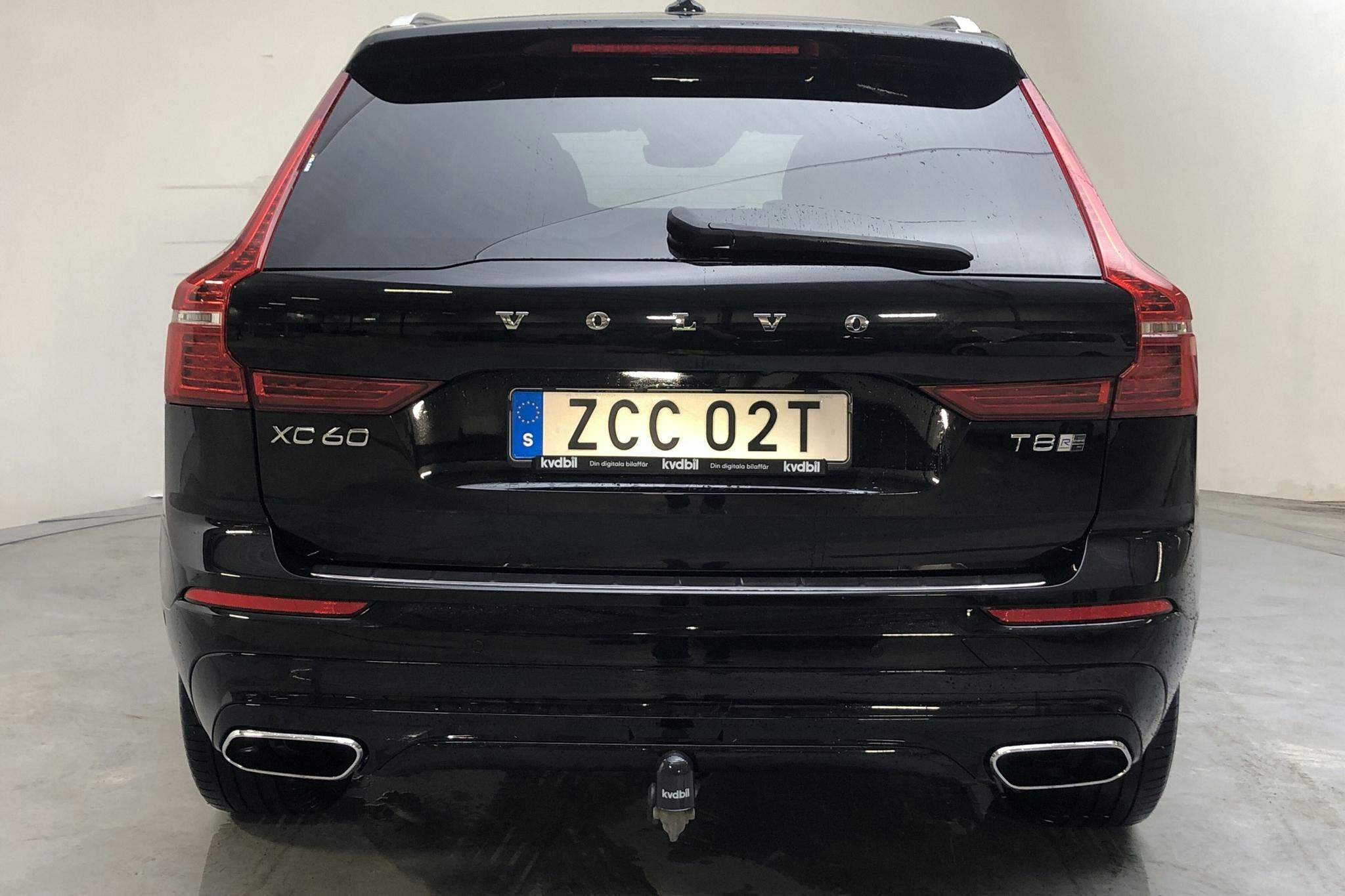 Volvo XC60 T8 AWD Twin Engine (390hk) - 8 414 mil - Automat - svart - 2019