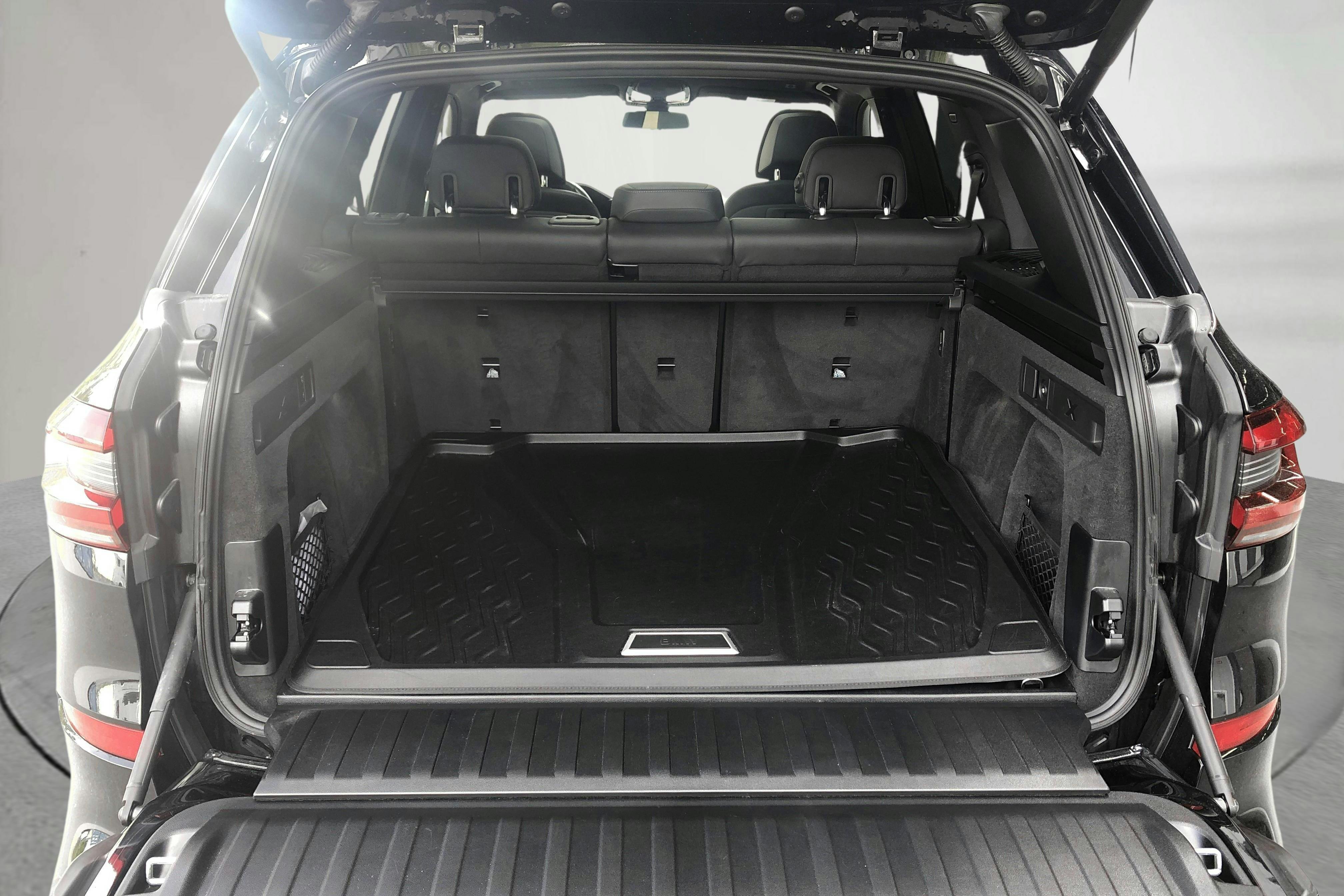 BMW X5 M50i, G05 (530hk) - 37 820 km - Automatic - black - 2022