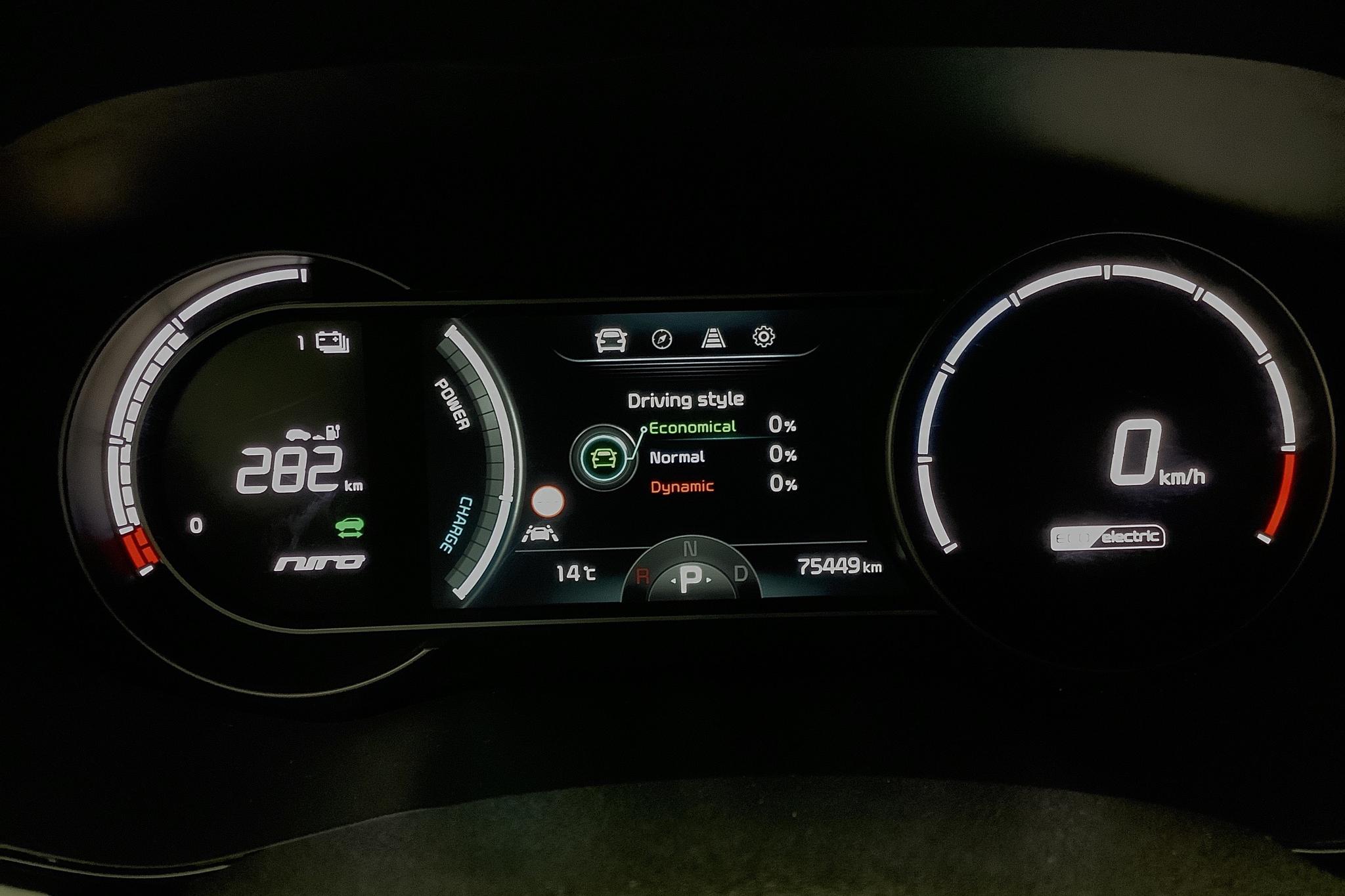 KIA Niro EV 64 kWh (204hk) - 75 450 km - Automatic - white - 2020