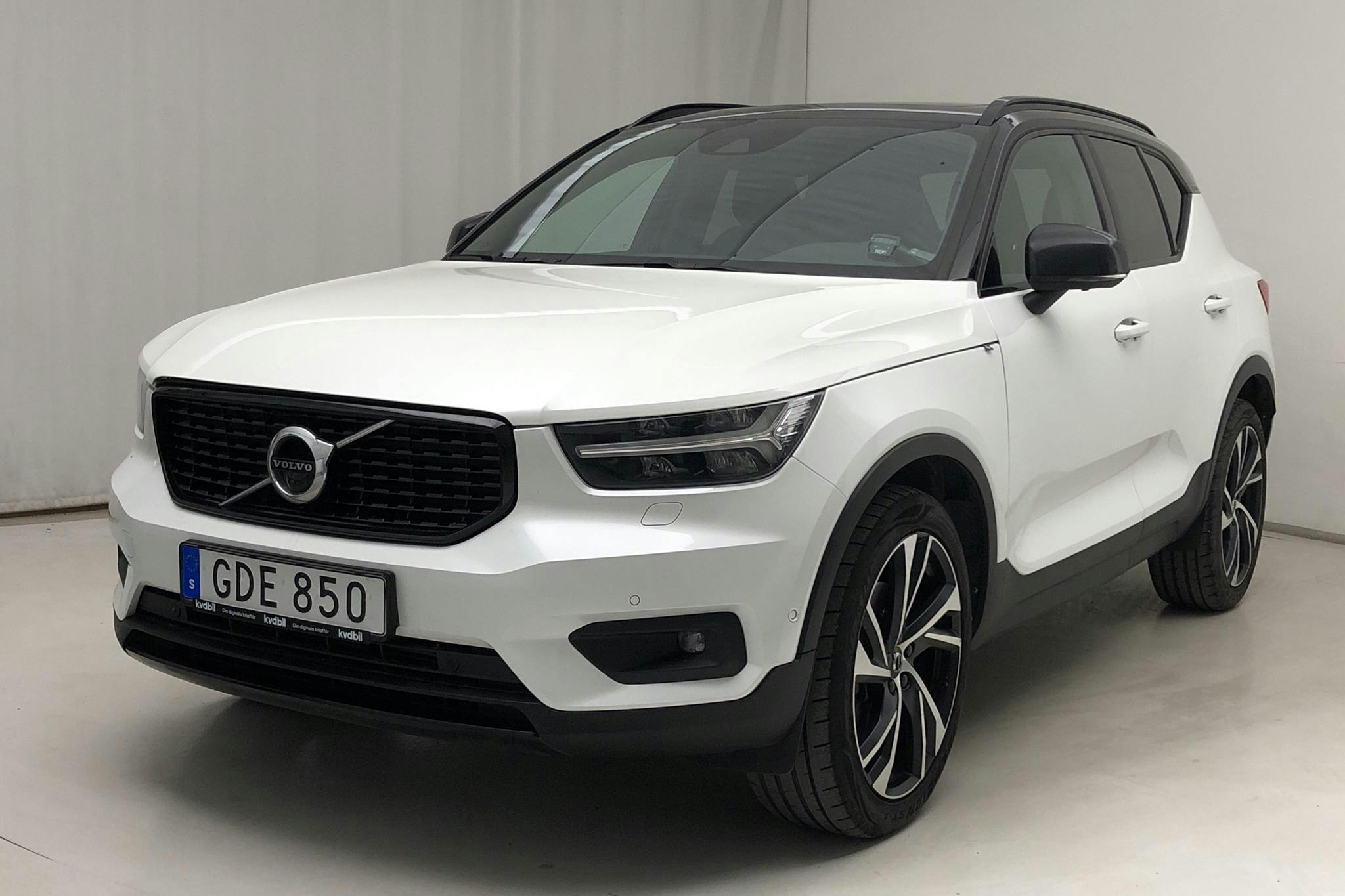 Volvo XC40 D4 AWD (190hk) - 128 400 km - Automatic - white - 2018