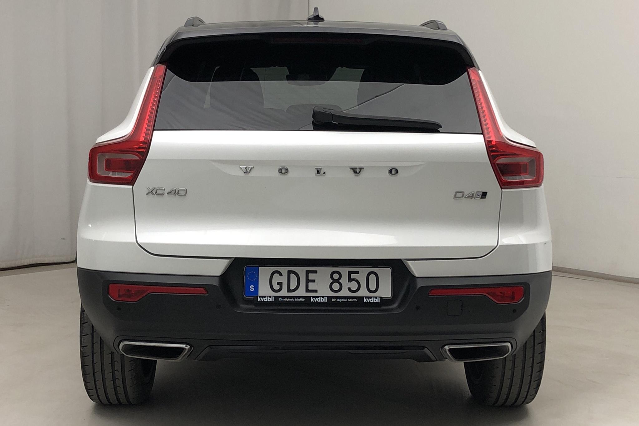 Volvo XC40 D4 AWD (190hk) - 128 400 km - Automatic - white - 2018