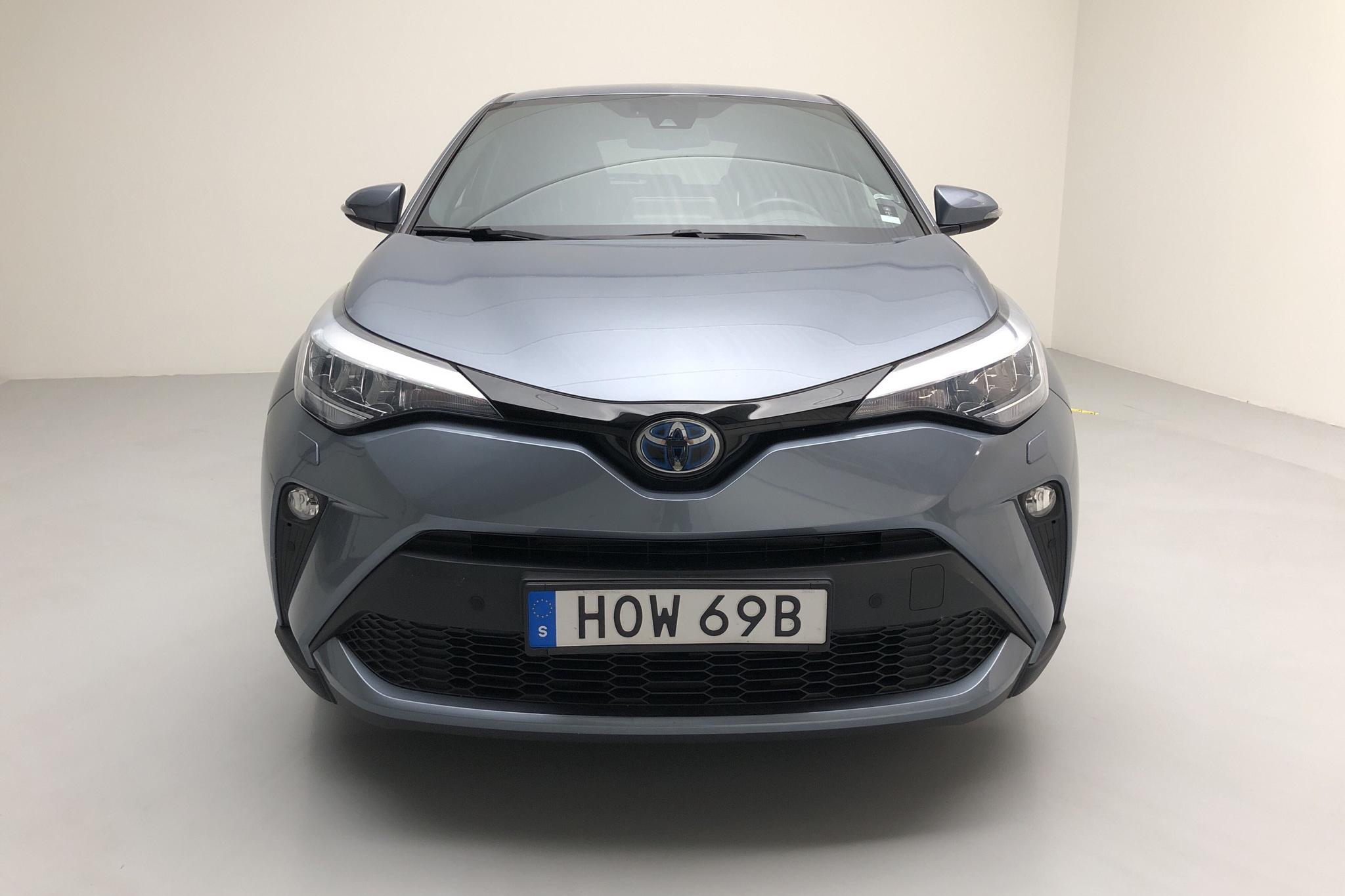 Toyota C-HR 1.8 HSD LCI (122hk) - 3 886 mil - Automat - grå - 2020