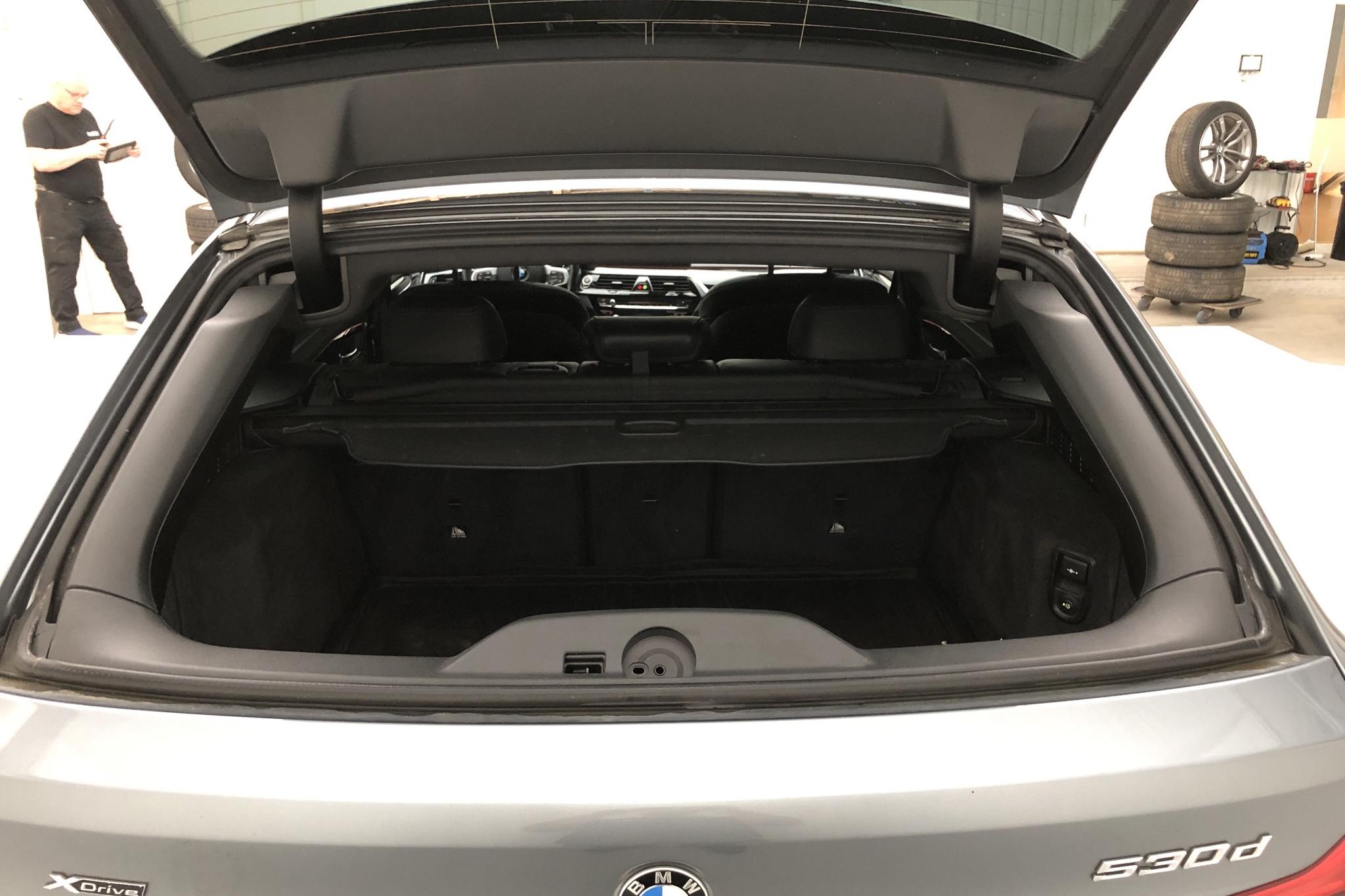 BMW 530d xDrive Touring, G31 (265hk) - 13 051 mil - Automat - blå - 2018