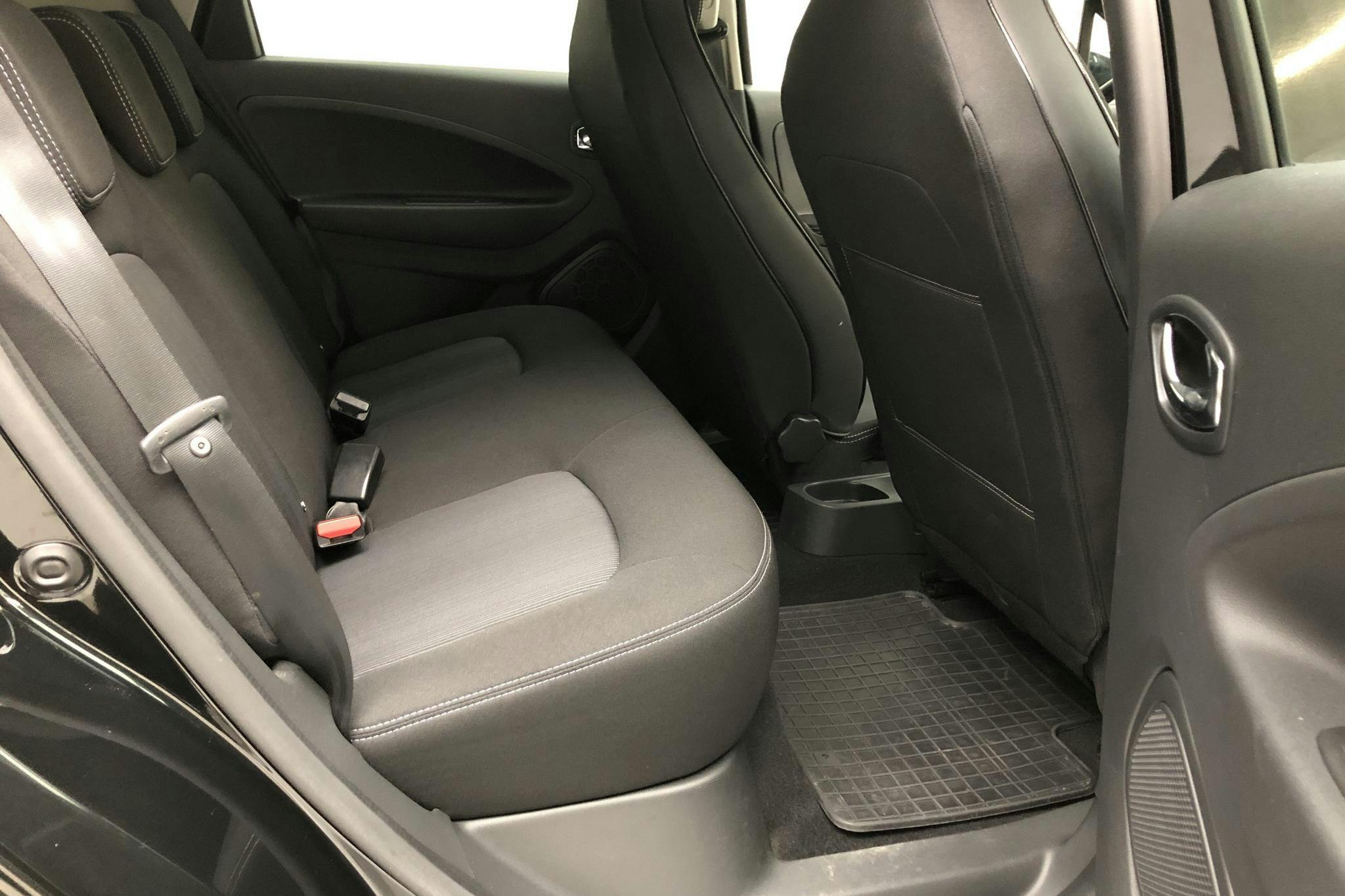 Renault Zoe 41 kWh R110 (108hk) - 7 153 mil - Automat - svart - 2019