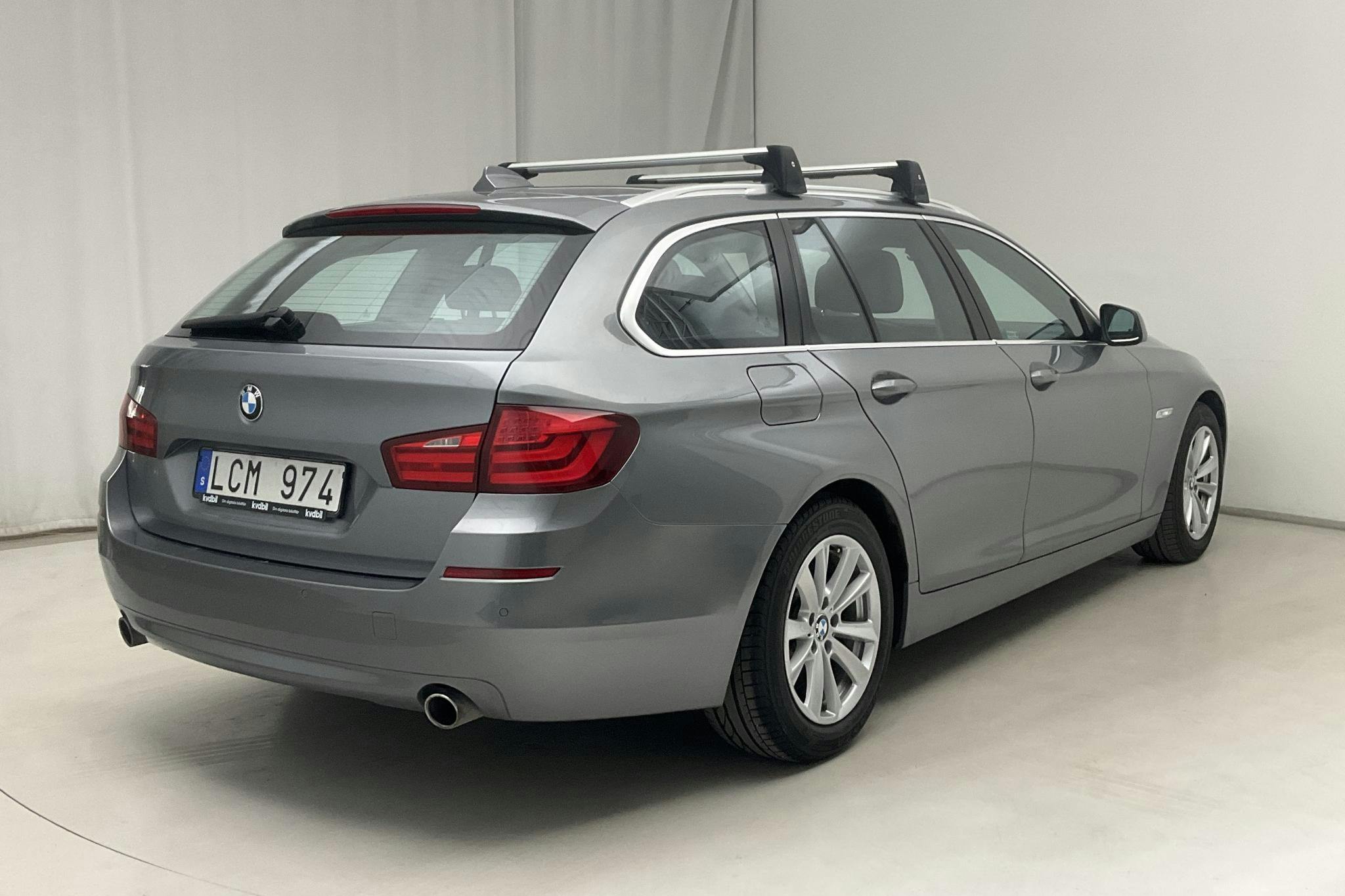 BMW 535d Touring, F11 (300hk) - 18 205 mil - Automat - grå - 2011