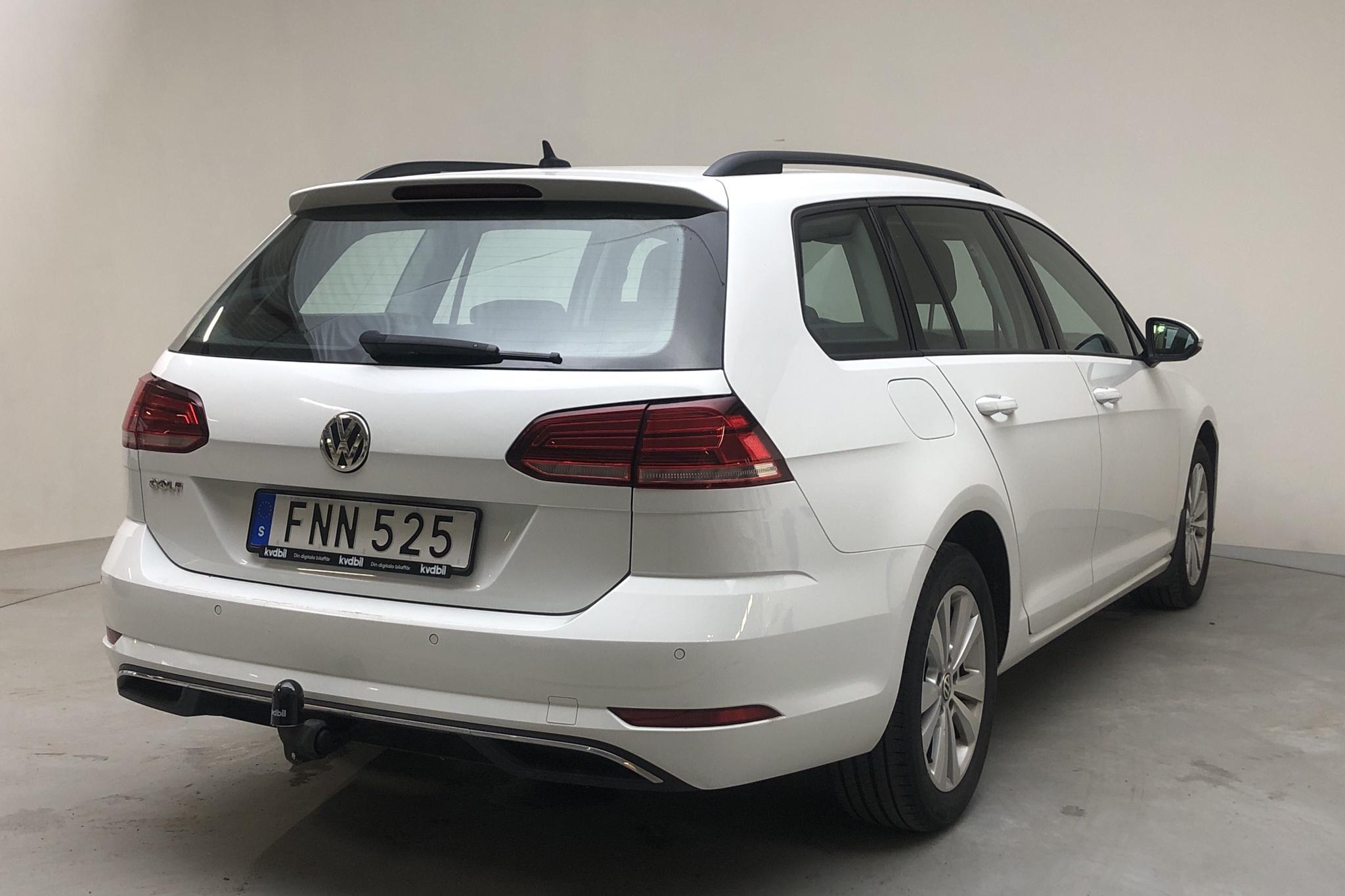 VW Golf VII 1.6 TDI Sportscombi (115hk) - 23 304 mil - Automat - vit - 2019