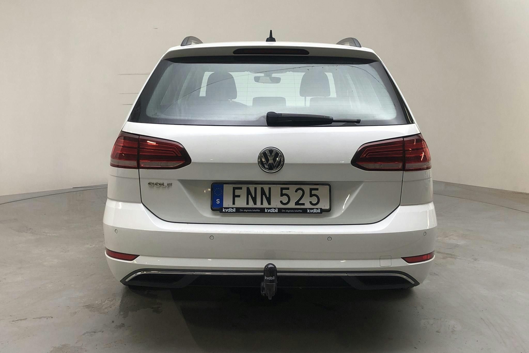 VW Golf VII 1.6 TDI Sportscombi (115hk) - 233 040 km - Automatic - white - 2019