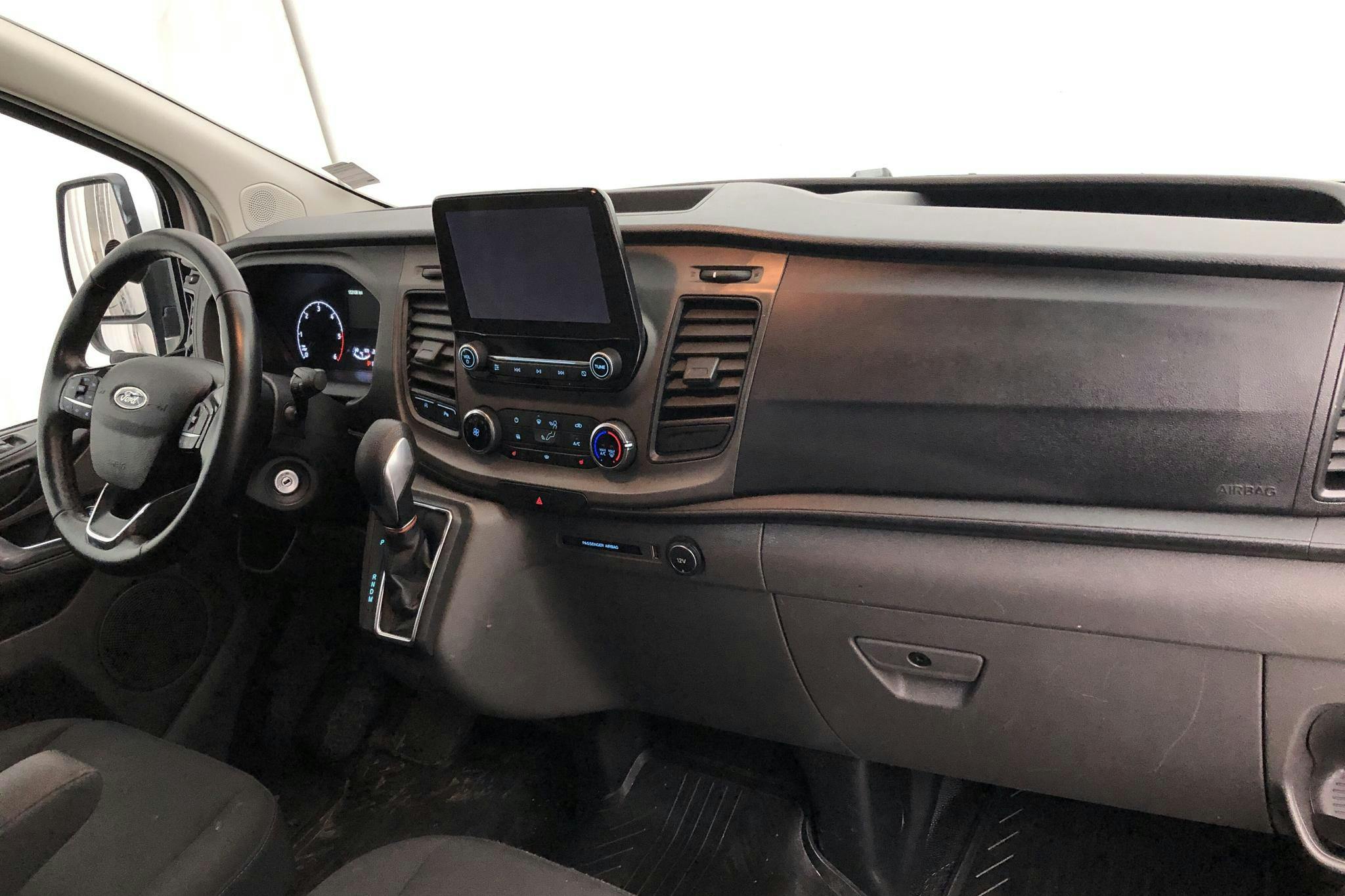 Ford Transit Custom 280 (130hk) - 153 100 km - Automatic - white - 2019