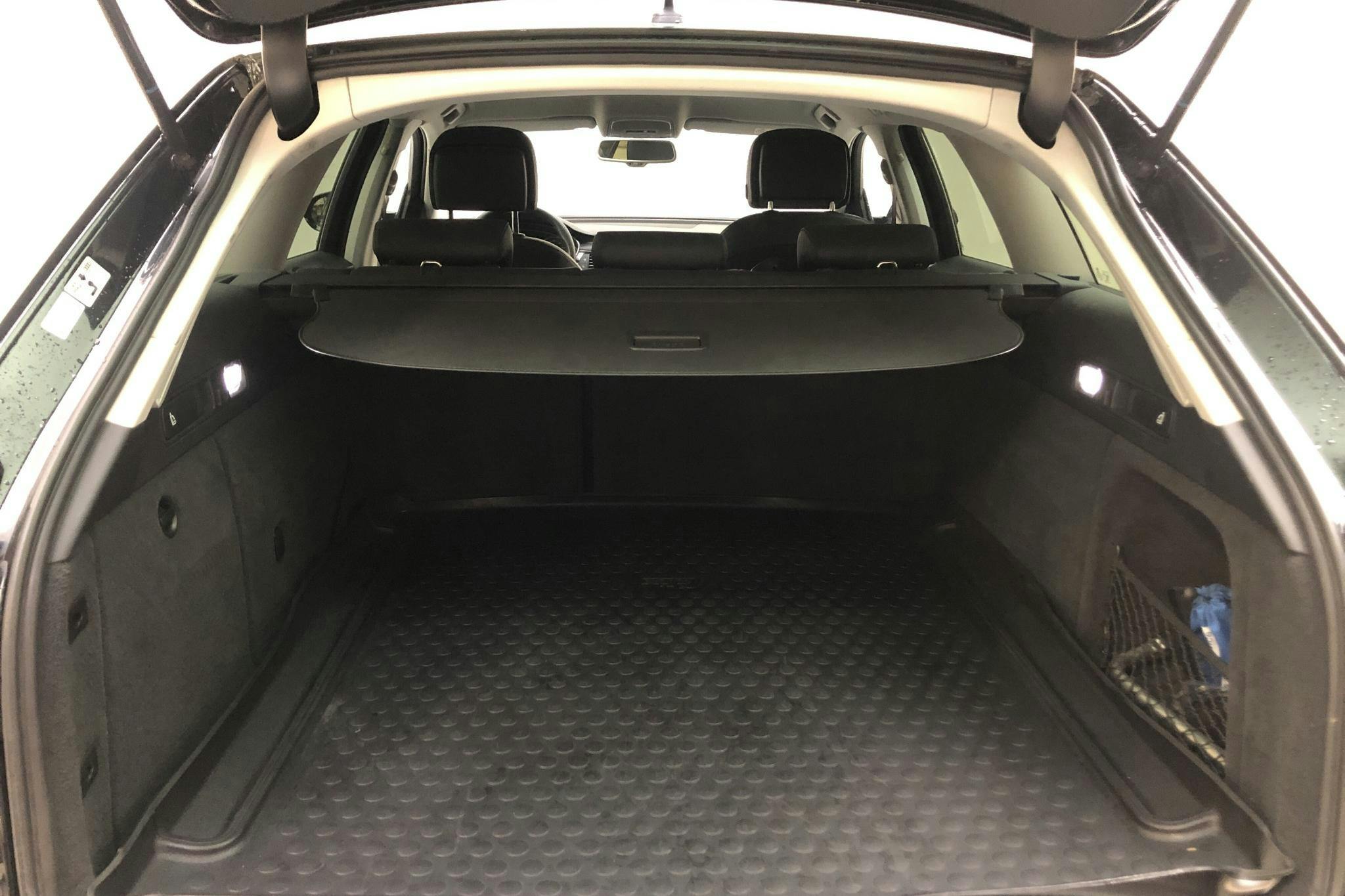Audi A6 2.0 TDI Avant quattro (190hk) - 7 880 mil - Automat - svart - 2018