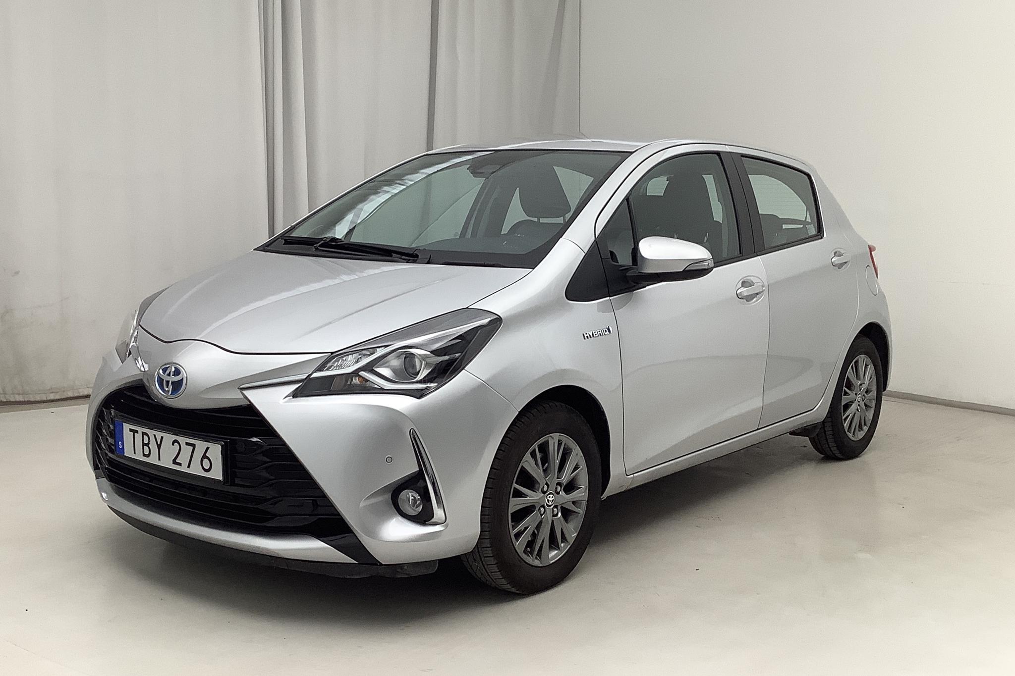 Toyota Yaris 1.5 Hybrid 5dr (101hk) - 92 900 km - Automatic - silver - 2018