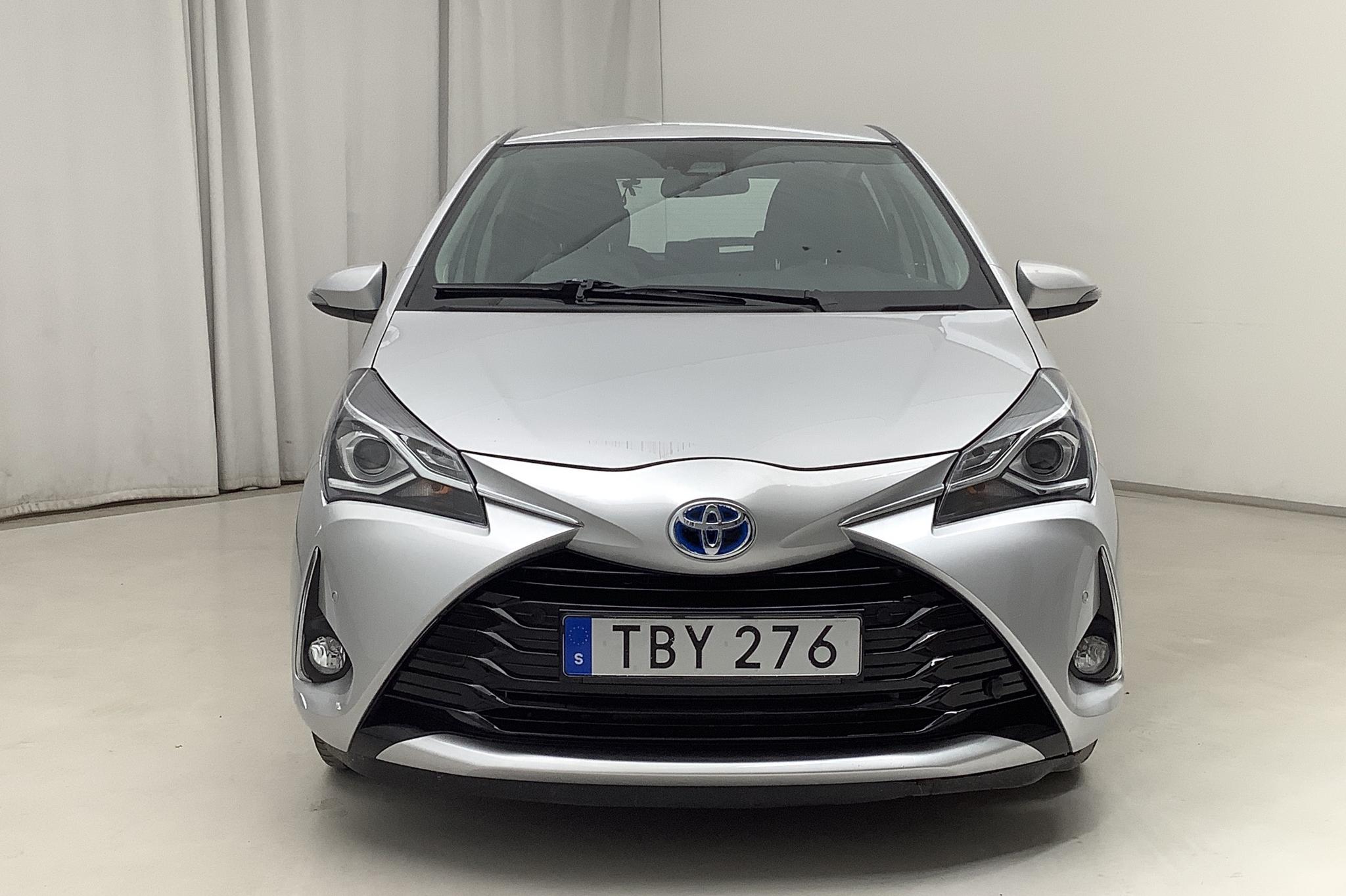 Toyota Yaris 1.5 Hybrid 5dr (101hk) - 9 290 mil - Automat - silver - 2018