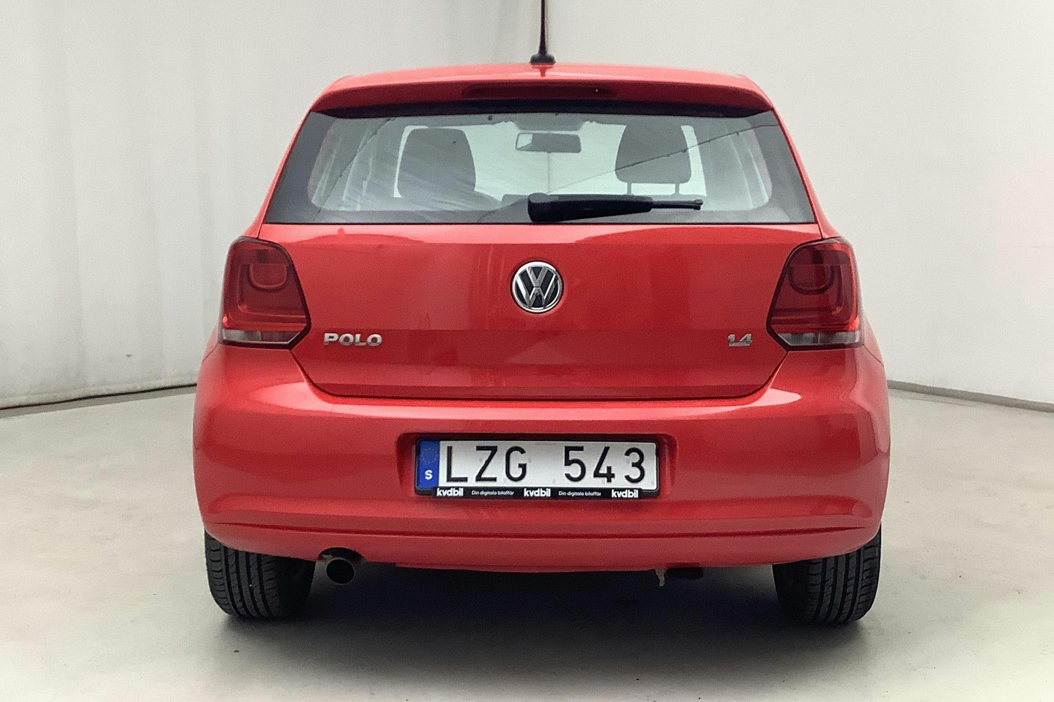 VW Polo 1.4 5dr (85hk) - 10 745 mil - Manuell - röd - 2014