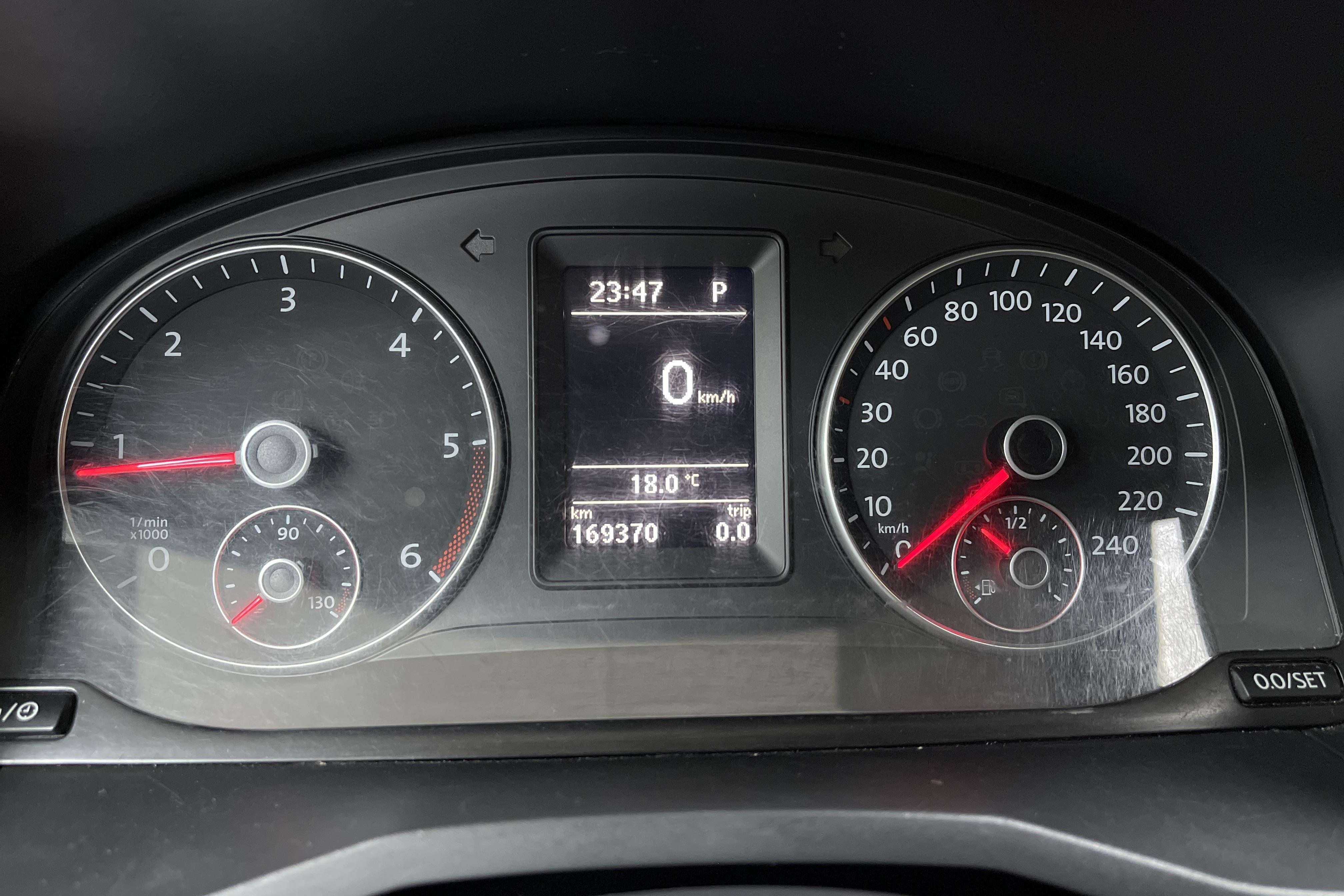 VW Caddy Maxi Life MPV 2.0 TDI 4MOTION (150hk) - 169 370 km - Automatic - black - 2018
