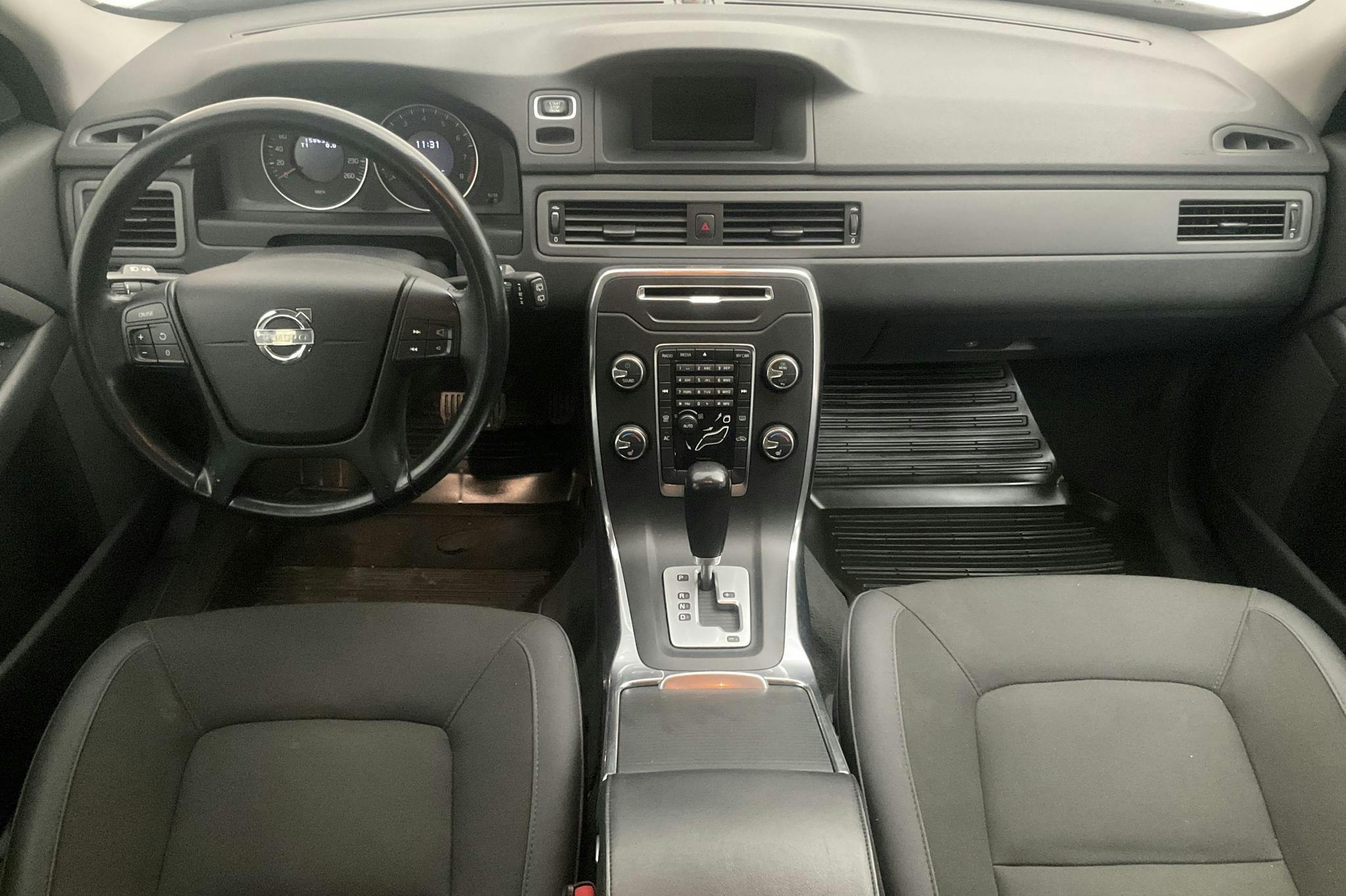 Volvo V70 II T4F (180hk) - 158 630 km - Automatic - silver - 2012