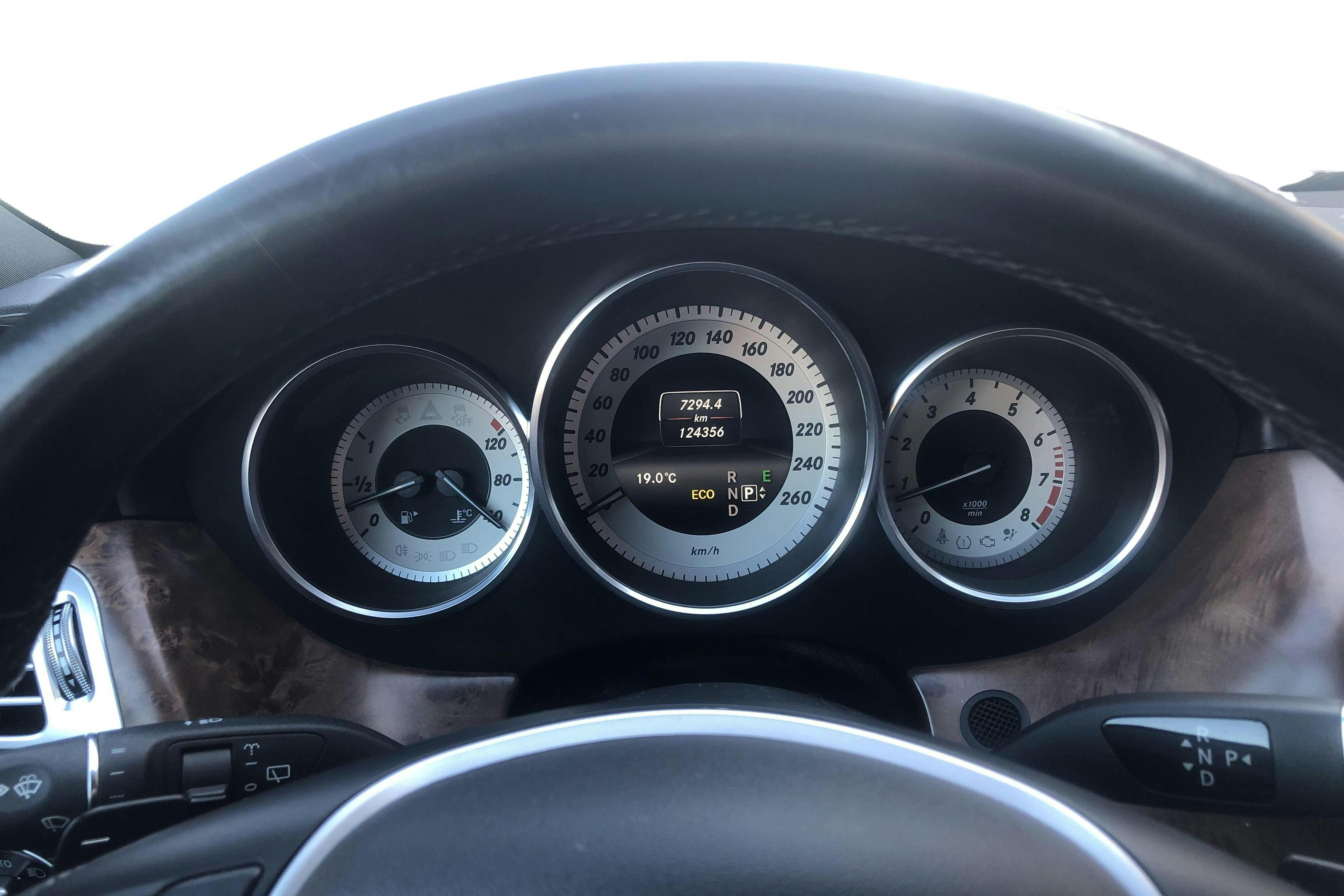 Mercedes CLS 350 Shooting Brake (306hk) - 12 436 mil - Automat - silver - 2013