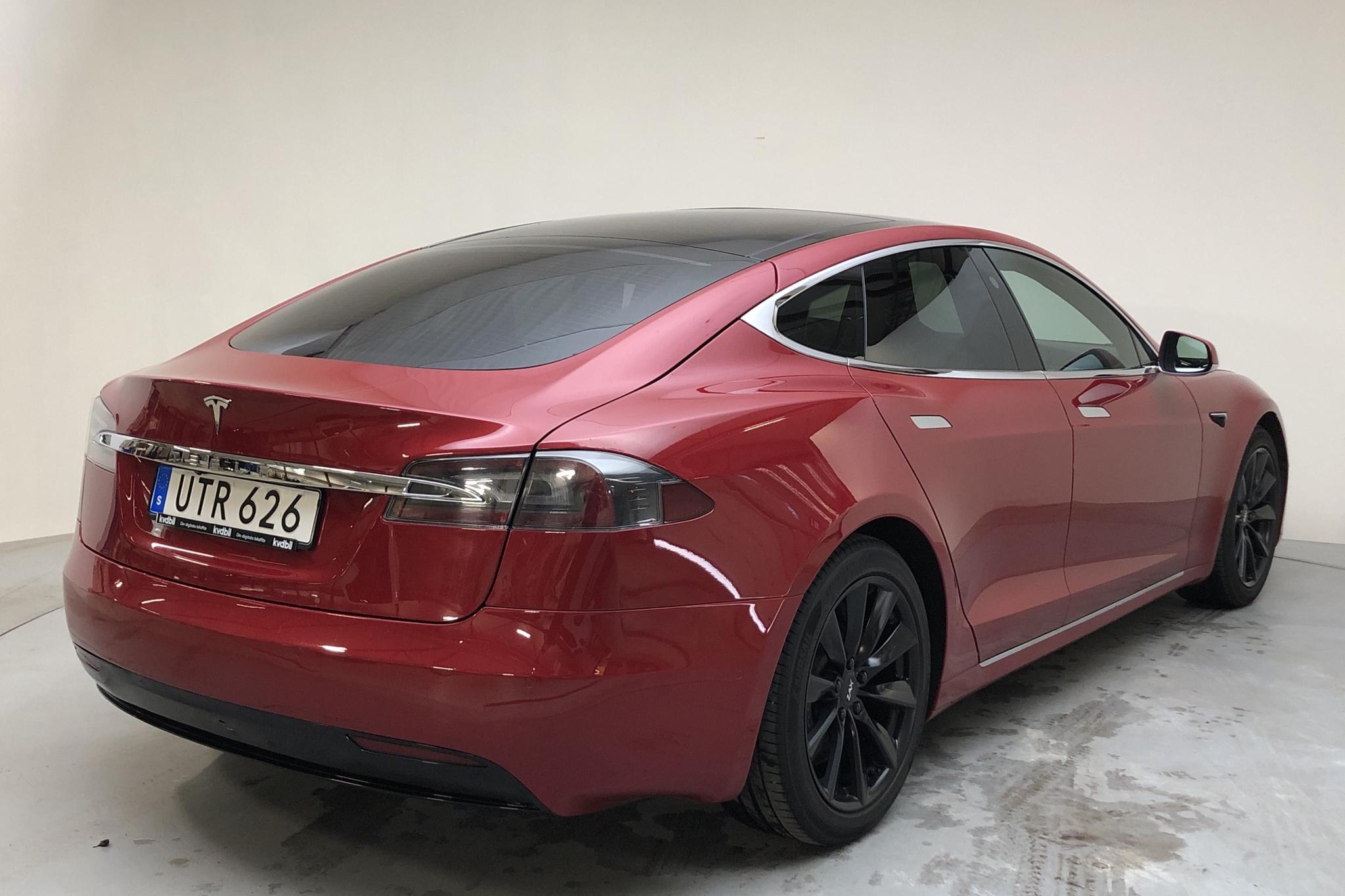Tesla Model S 90D (428hk) - 23 475 mil - Automat - röd - 2016