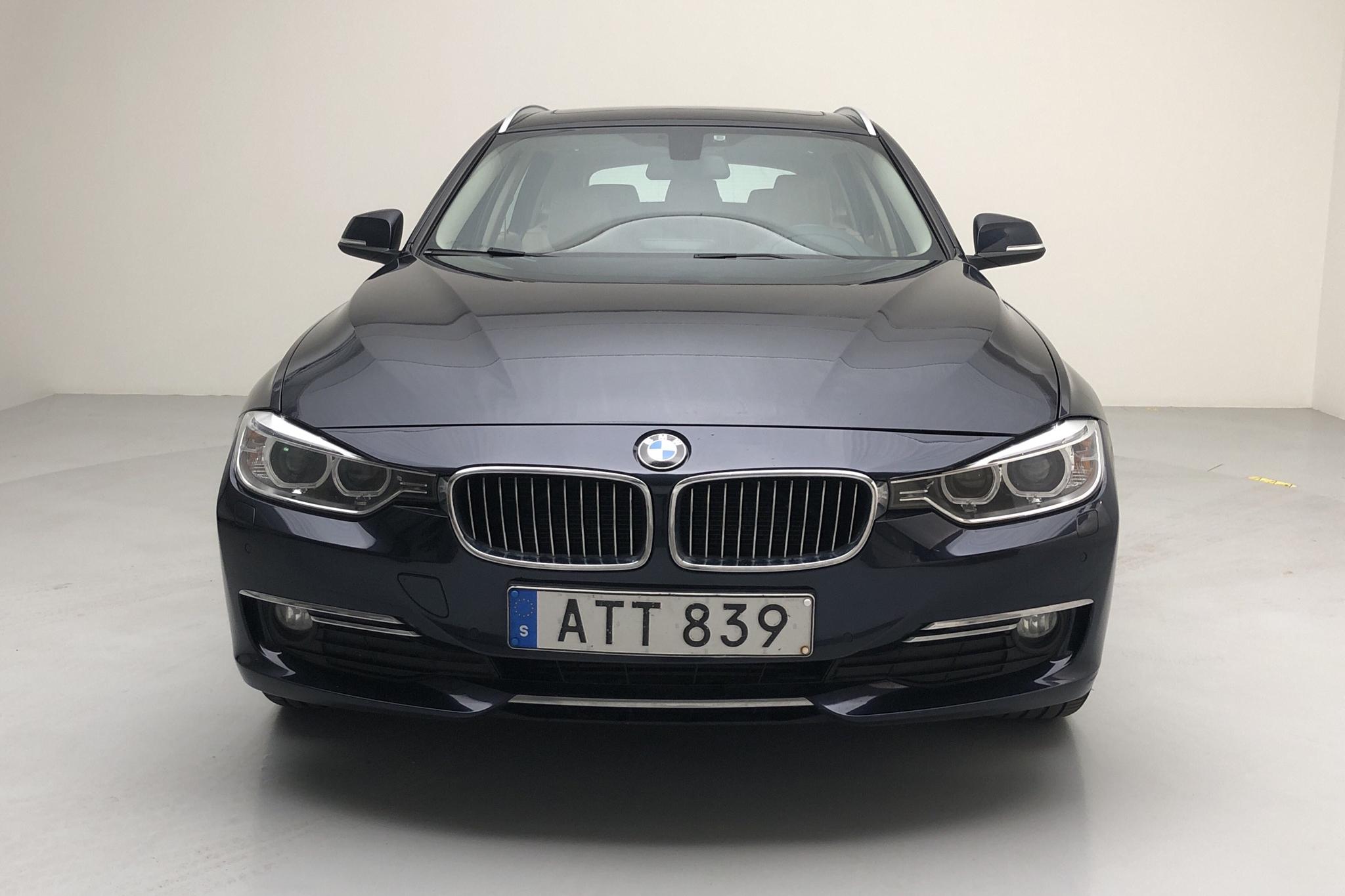 BMW 320d Touring, F31 (184hk) - 20 322 mil - Manuell - blå - 2015
