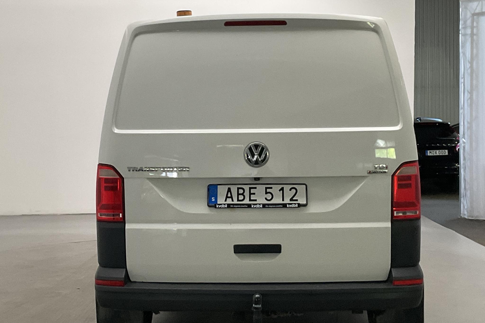 VW Transporter T6 2.0 TDI BMT Skåp 4MOTION (150hk) - 22 442 mil - Manuell - vit - 2018