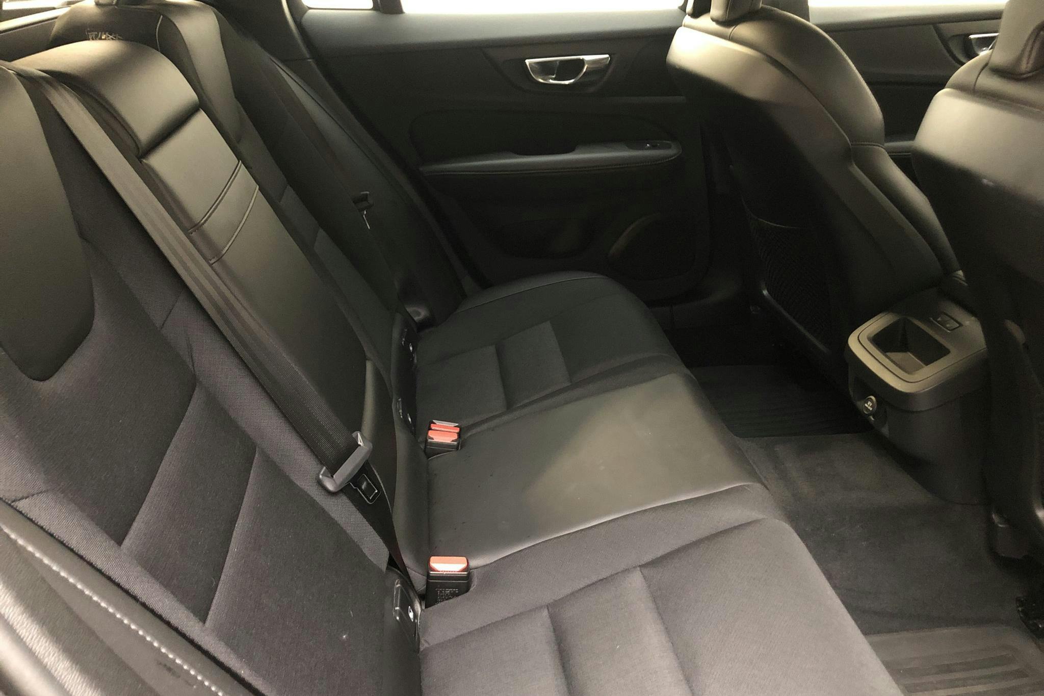 Volvo V60 D3 AWD (150hk) - 84 590 km - Automatic - black - 2019