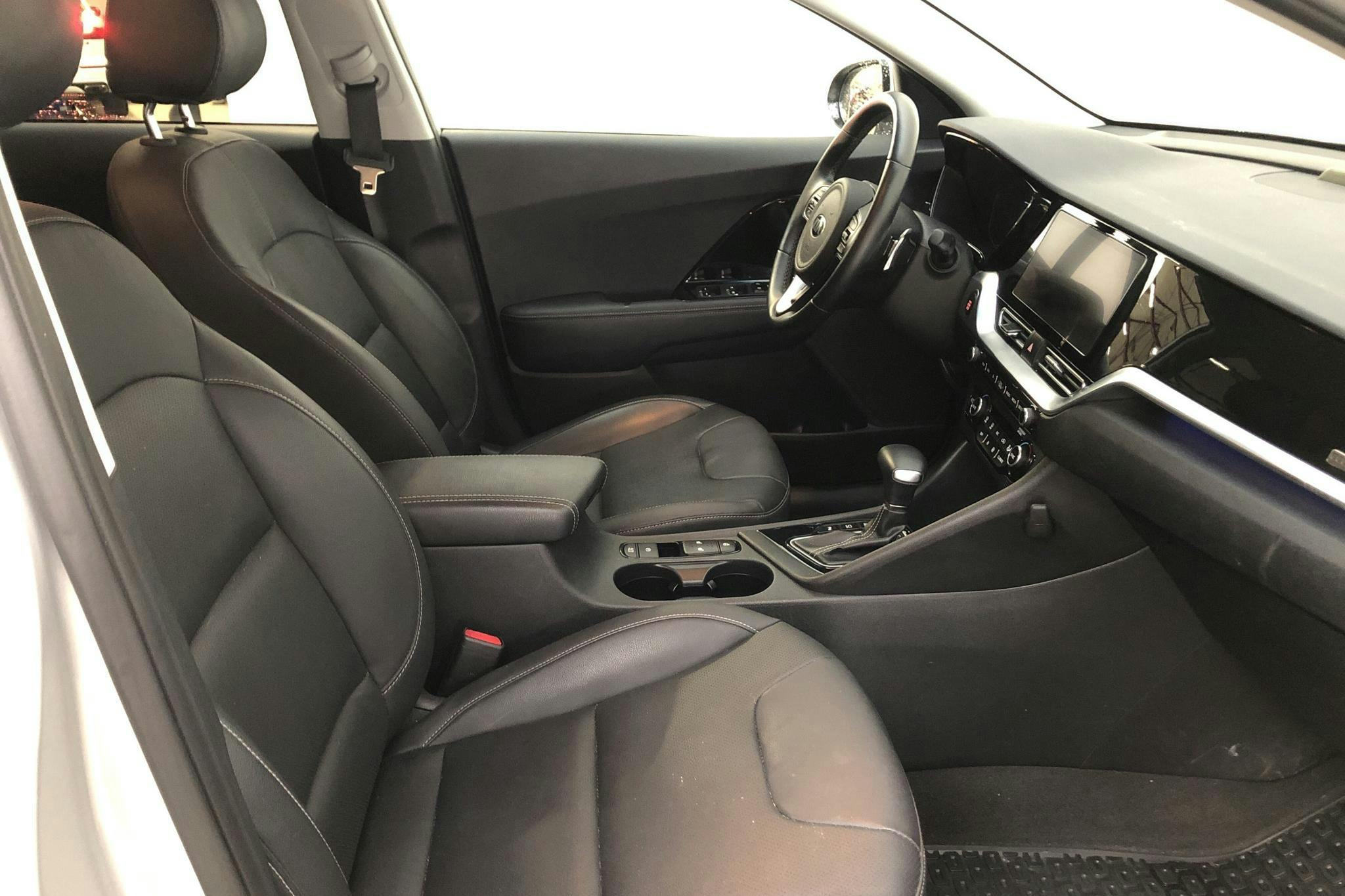 KIA Niro Plug-in Hybrid 1.6 LCI (141hk) - 31 270 km - Automatic - gray - 2021
